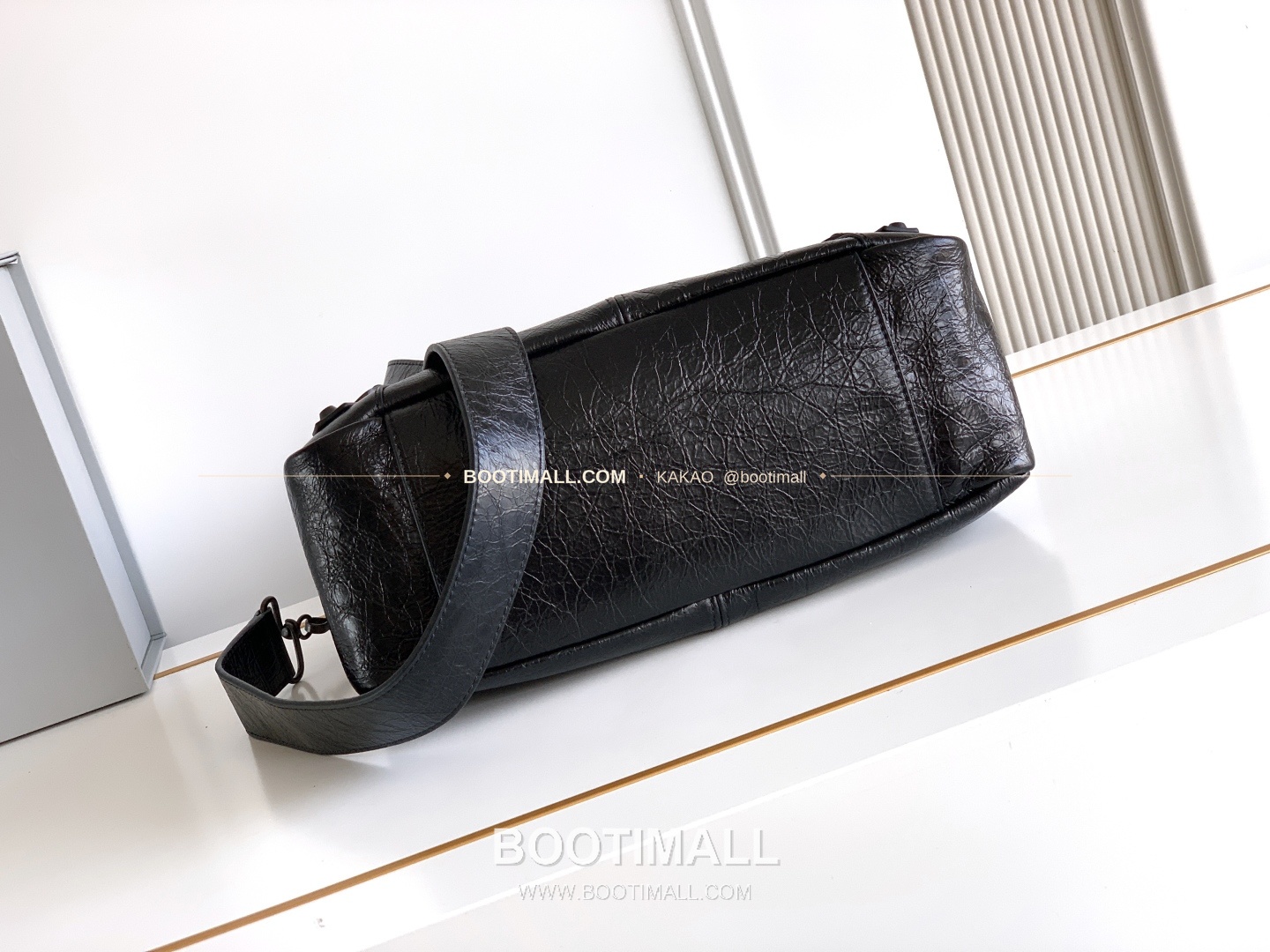 발렌시아가 25FW 램스킨 태슬 모토 토트백 Balenciaga 25FW Lambskin Tassel Moto Tote Bag 2026 29cm 4