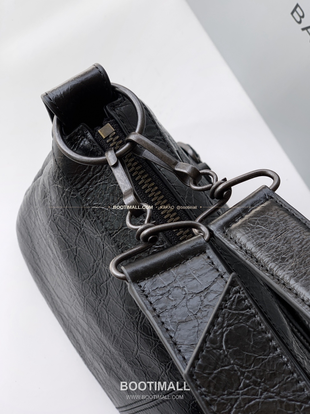 발렌시아가 25FW 램스킨 태슬 모토 토트백 Balenciaga 25FW Lambskin Tassel Moto Tote Bag 2026 29cm 6