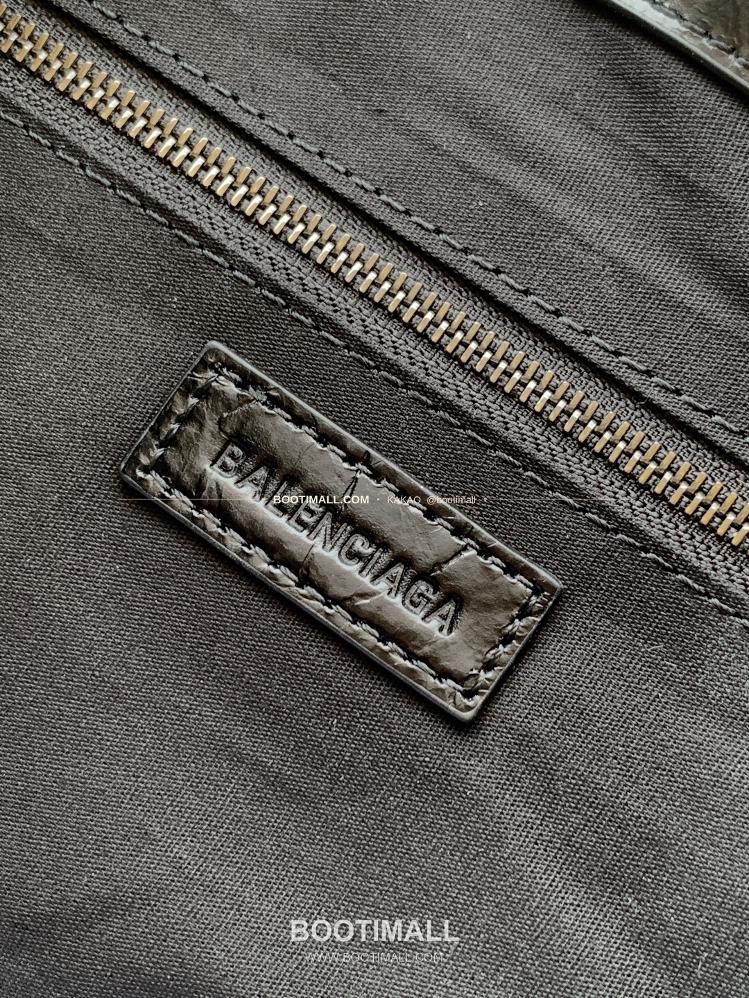 발렌시아가 25FW 램스킨 태슬 모토 토트백 Balenciaga 25FW Lambskin Tassel Moto Tote Bag 2026 29cm 9