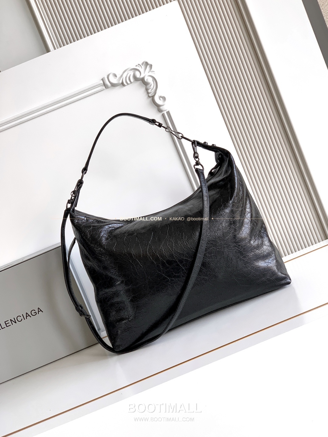 발렌시아가 르시티 레더 태슬 호보 숄더백 Balenciaga Le City Leather Tassel Hobo Shoulder Bag 2029 37cm 3