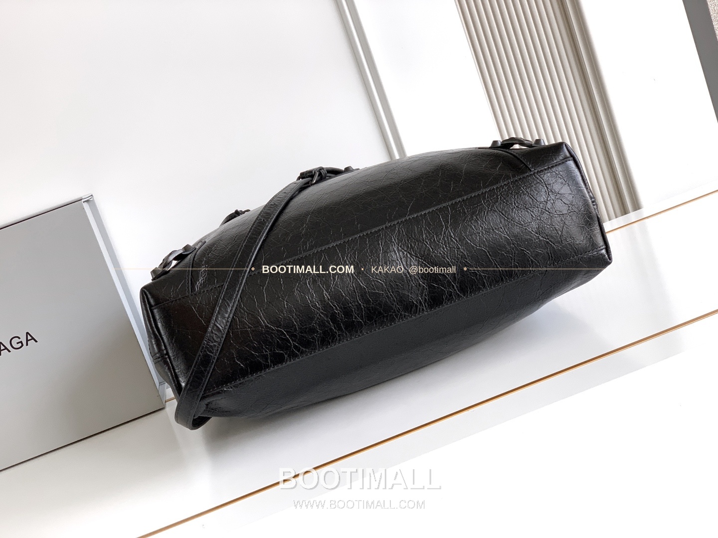 발렌시아가 르시티 레더 태슬 호보 숄더백 Balenciaga Le City Leather Tassel Hobo Shoulder Bag 2029 37cm 4