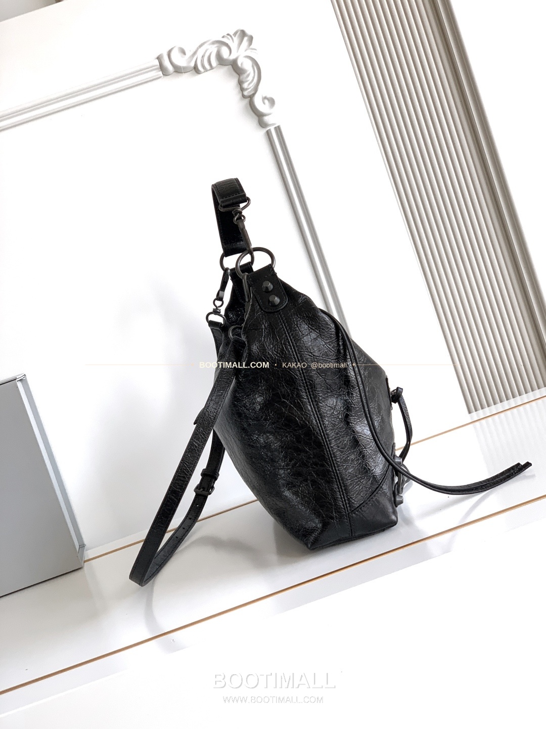 발렌시아가 르시티 레더 태슬 호보 숄더백 Balenciaga Le City Leather Tassel Hobo Shoulder Bag 2029 28cm 2