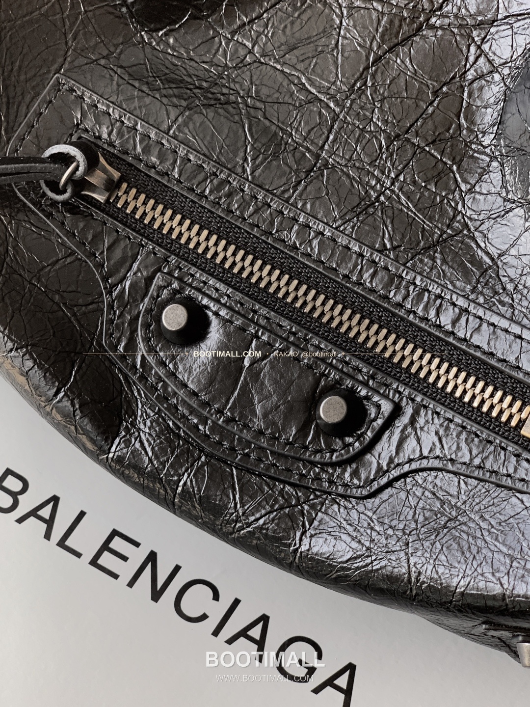 발렌시아가 르시티 레더 태슬 호보 숄더백 Balenciaga Le City Leather Tassel Hobo Shoulder Bag 2029 28cm 5