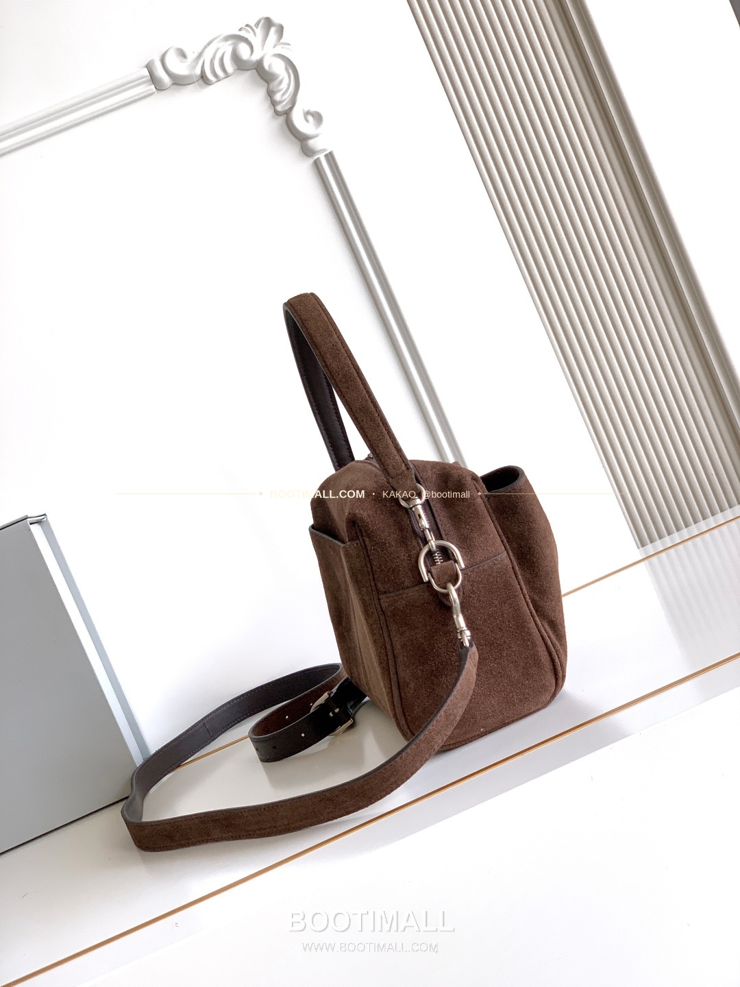 발렌시아가 로데오 레더 락 카메라 숄더백 Balenciaga Rodeo Leather Lock Camera Shoulder Bag 2027 23cm 2