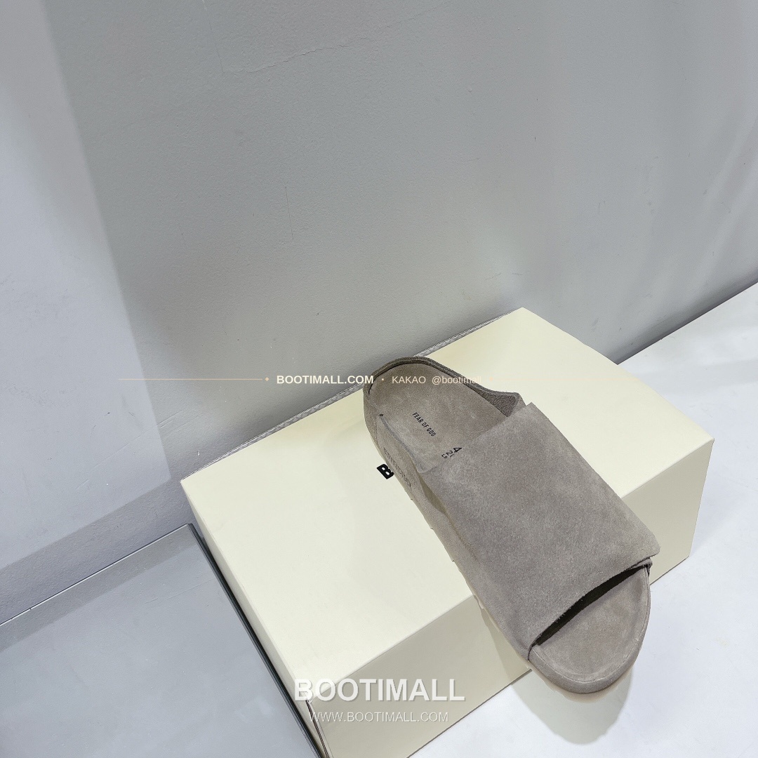 피어오브갓 버켄스탁 스웨이드 더블스트랩 코르크 풋베드 슬리퍼 Fear of God Birkenstock Suede Double Strap Cork Footbed Sandals 4