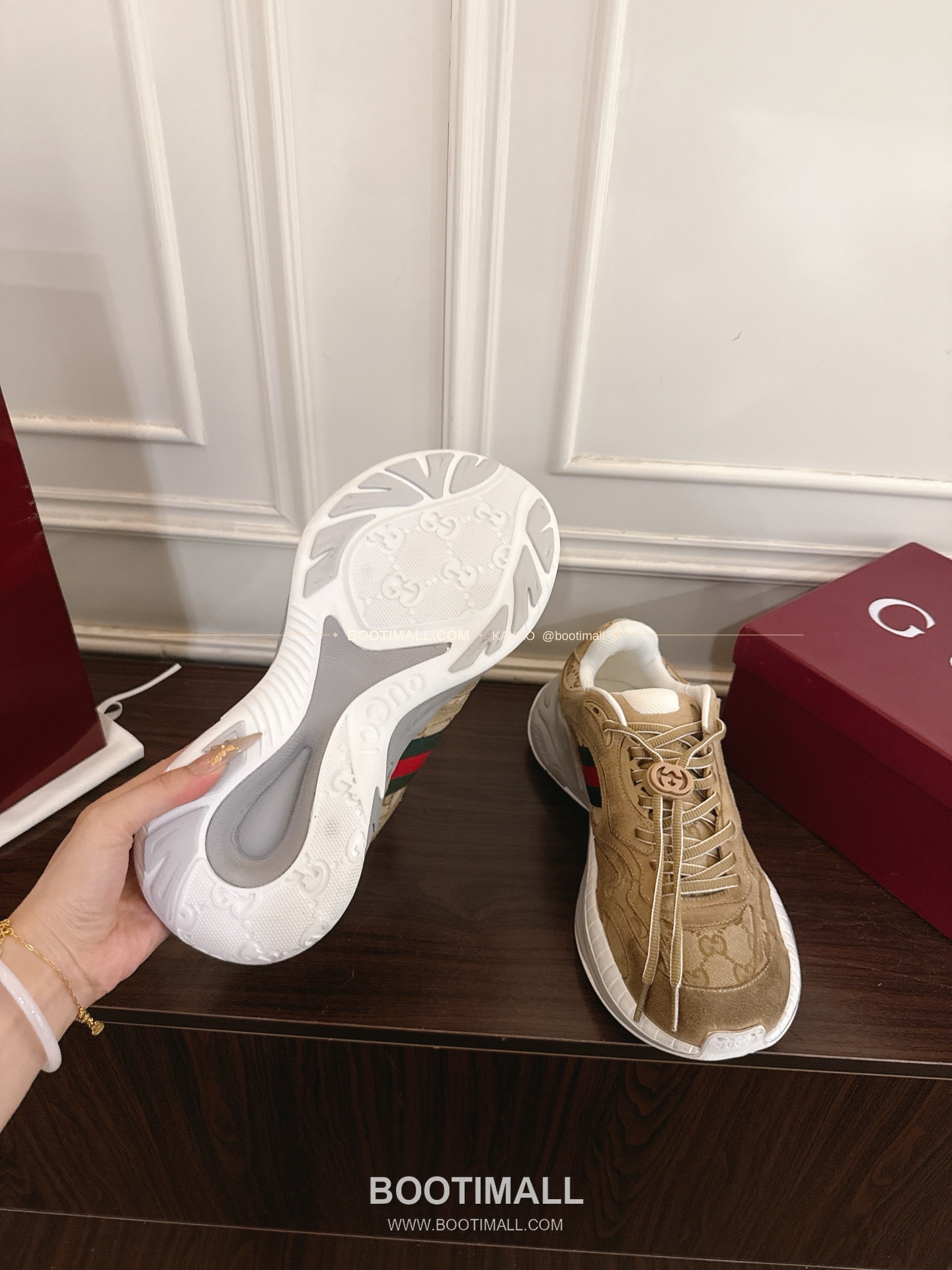 구찌 2.0 소가죽 메쉬 GG리플렉티브 러닝 스니커즈 Gucci 2.0 Leather Mesh GG Reflective Running Sneakers 5cm 9