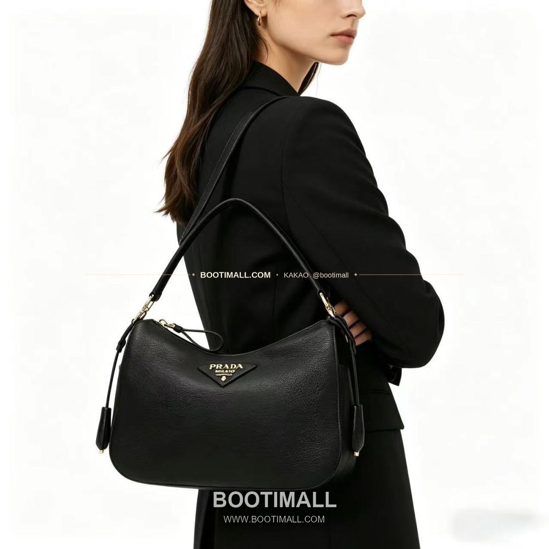 프라다 2026SS 사피아노 레더 로고 메탈 라운드 미니 토트백 Prada 2026 SS Saffiano Leather Logo Metal Round Mini Tote Bag 1BC277 24cm 1