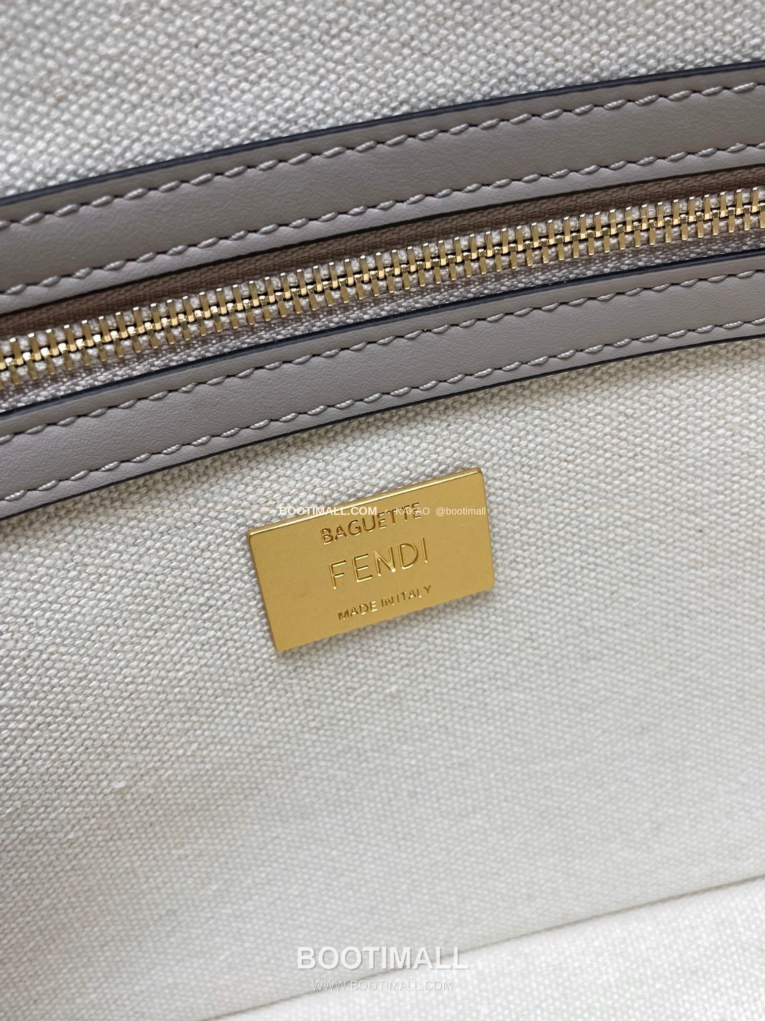 펜디 FF 자수 캔버스 플랩 바게트 숄더백 Fendi FF Embroidered Canvas Flap Baguette Shoulder Bag 0159A 27cm 7