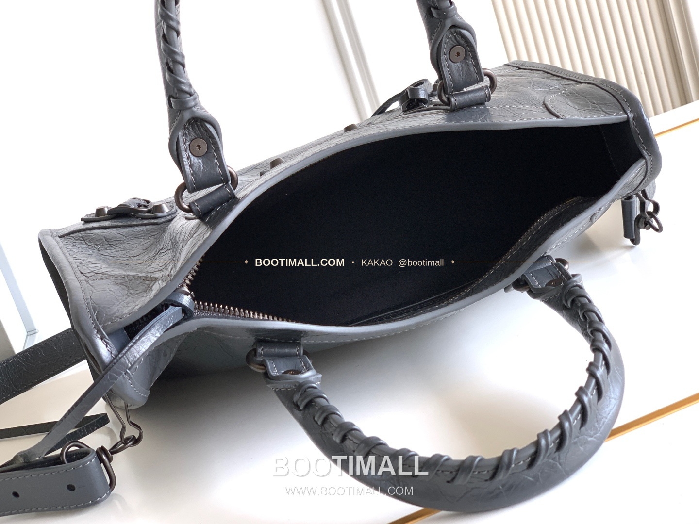 발렌시아가 르시티 레더 태슬 모토 숄더백 Balenciaga Le City Leather Tassel Moto Shoulder Bag 2022 30cm 8