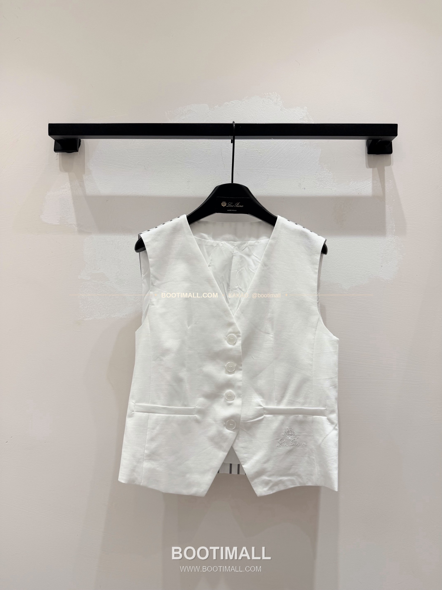 로로피아나 2026SS 코튼린넨 스트라이프 패치 레귤러핏 베스트 Loro Piana 2026 SS Cotton Linen Stripe Patch Regular Fit Vest 1