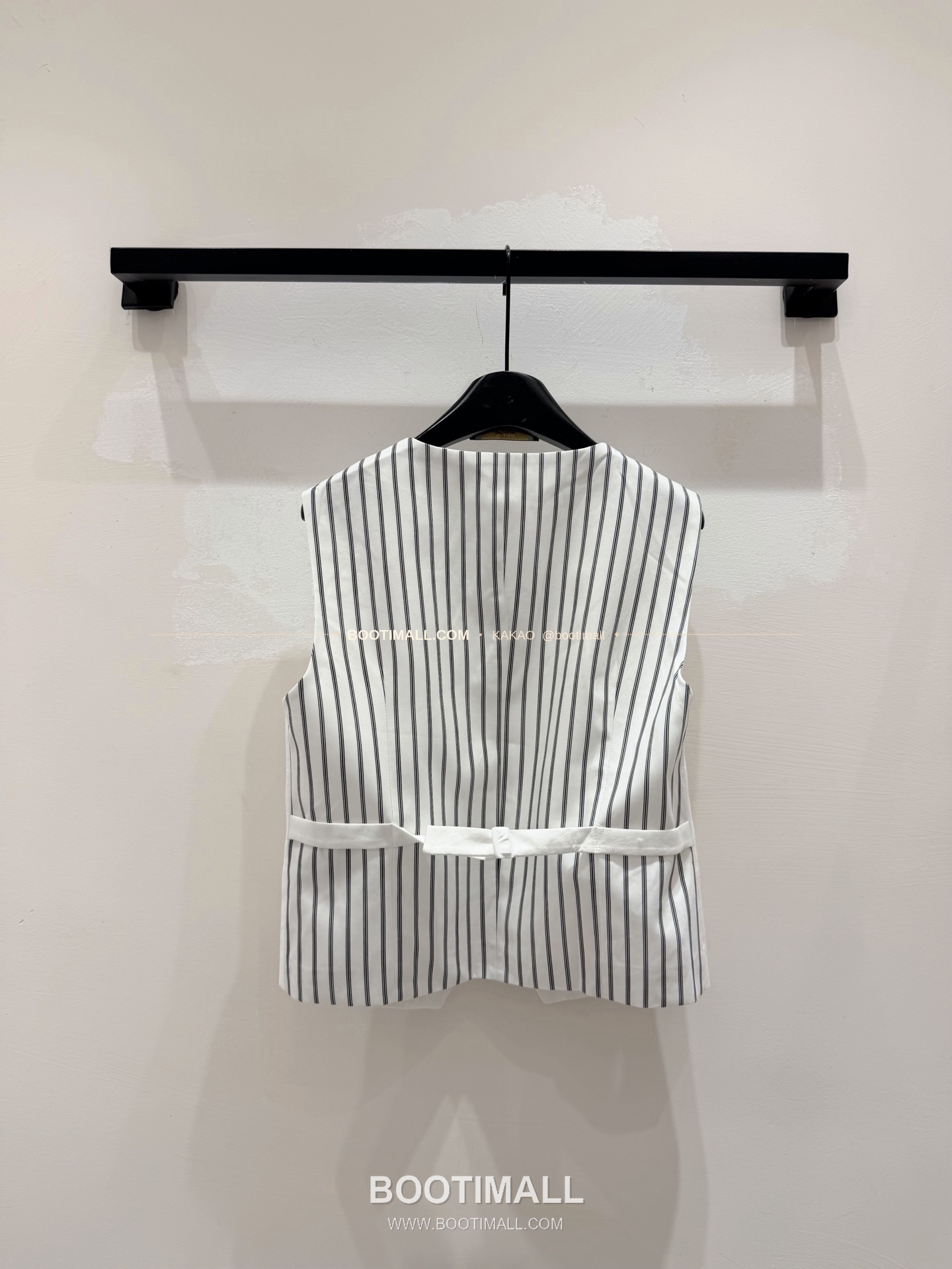 로로피아나 2026SS 코튼린넨 스트라이프 패치 레귤러핏 베스트 Loro Piana 2026 SS Cotton Linen Stripe Patch Regular Fit Vest 5