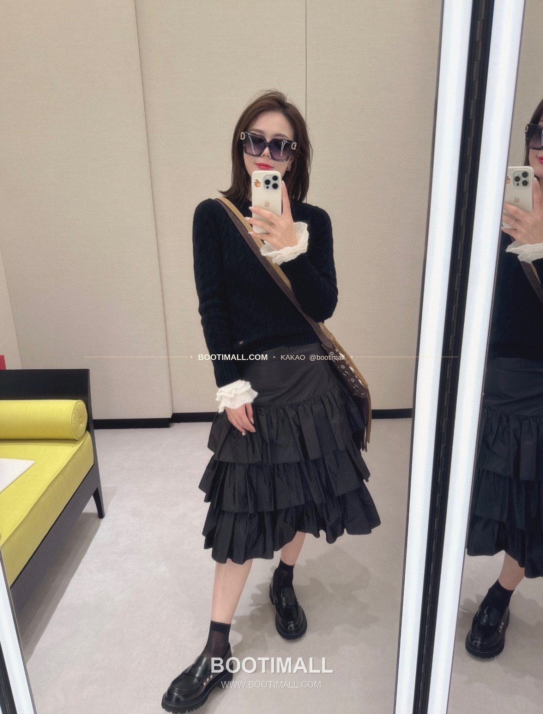 발렌티노 2026SS 티어드 플레어 하이웨이스트 미디 스커트 Valentino 2026 SS Tiered Flare High Waist Midi Skirt 2