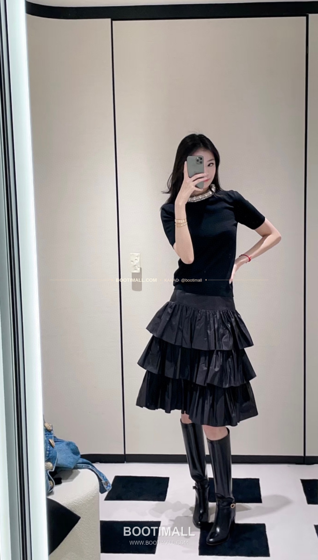발렌티노 2026SS 티어드 플레어 하이웨이스트 미디 스커트 Valentino 2026 SS Tiered Flare High Waist Midi Skirt 8