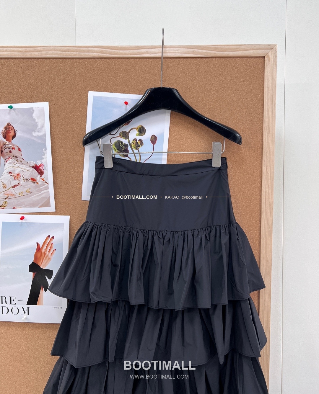 발렌티노 2026SS 티어드 플레어 하이웨이스트 미디 스커트 Valentino 2026 SS Tiered Flare High Waist Midi Skirt 13