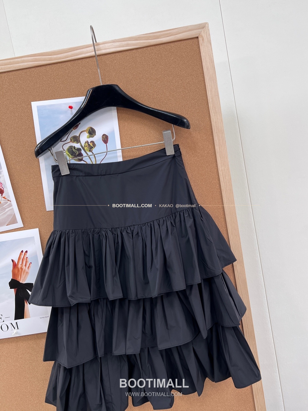 발렌티노 2026SS 티어드 플레어 하이웨이스트 미디 스커트 Valentino 2026 SS Tiered Flare High Waist Midi Skirt 14