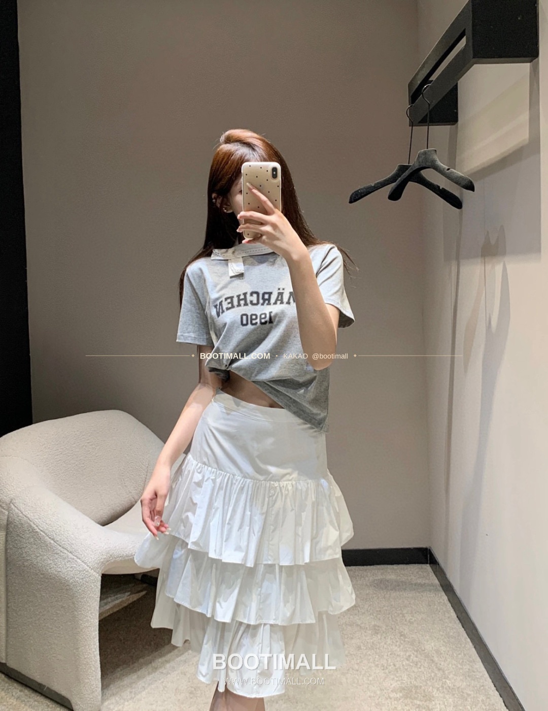 발렌티노 2026SS 티어드 플레어 하이웨이스트 미디 스커트 Valentino 2026 SS Tiered Flare High Waist Midi Skirt 4
