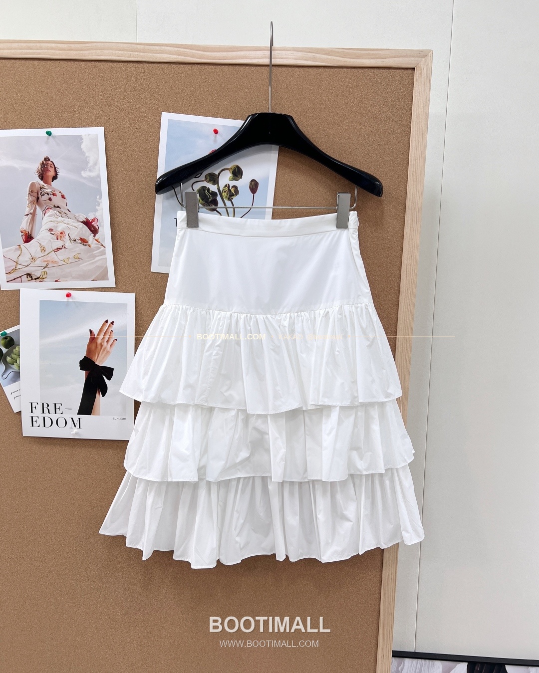 발렌티노 2026SS 티어드 플레어 하이웨이스트 미디 스커트 Valentino 2026 SS Tiered Flare High Waist Midi Skirt 6