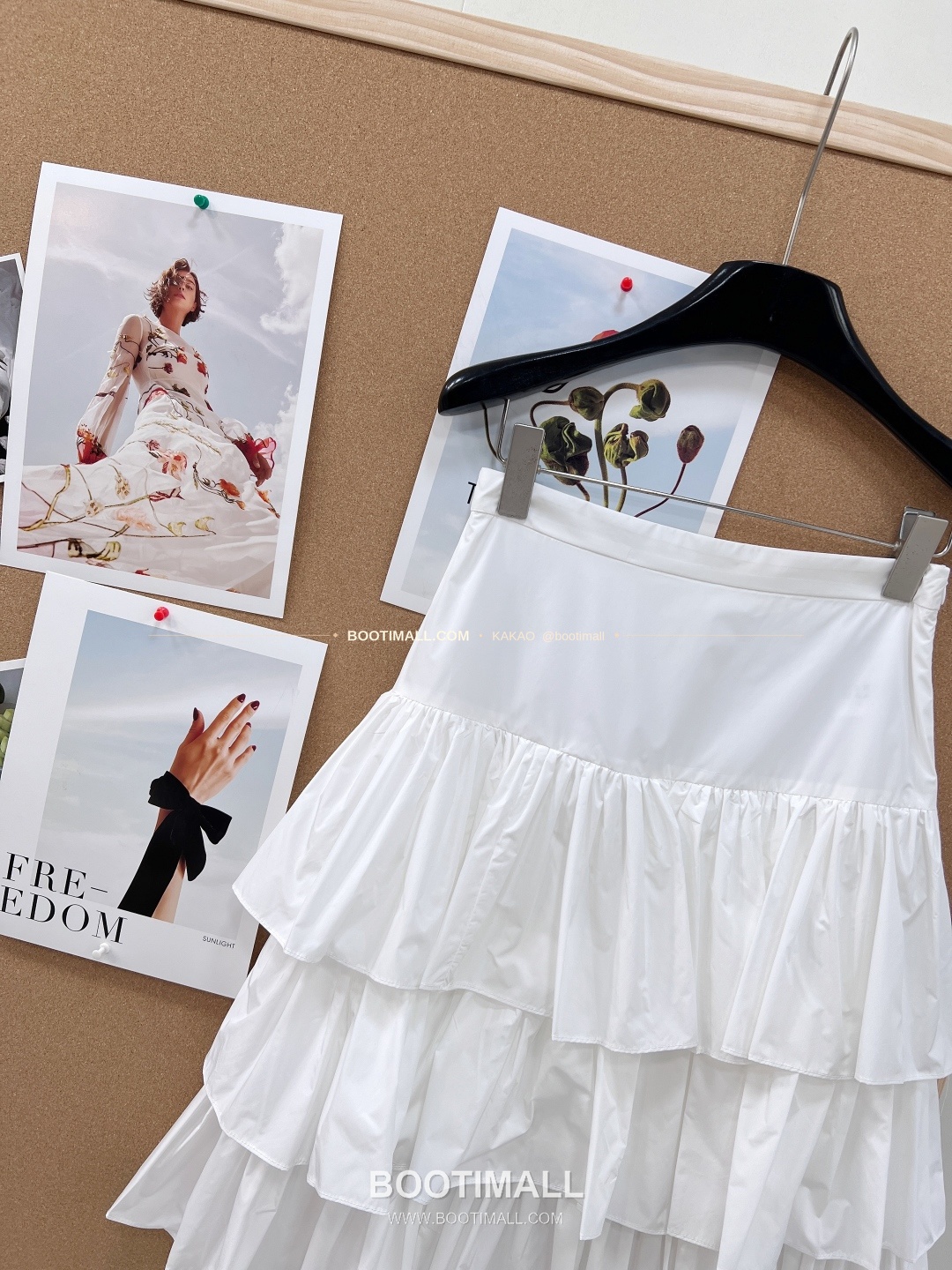 발렌티노 2026SS 티어드 플레어 하이웨이스트 미디 스커트 Valentino 2026 SS Tiered Flare High Waist Midi Skirt 8