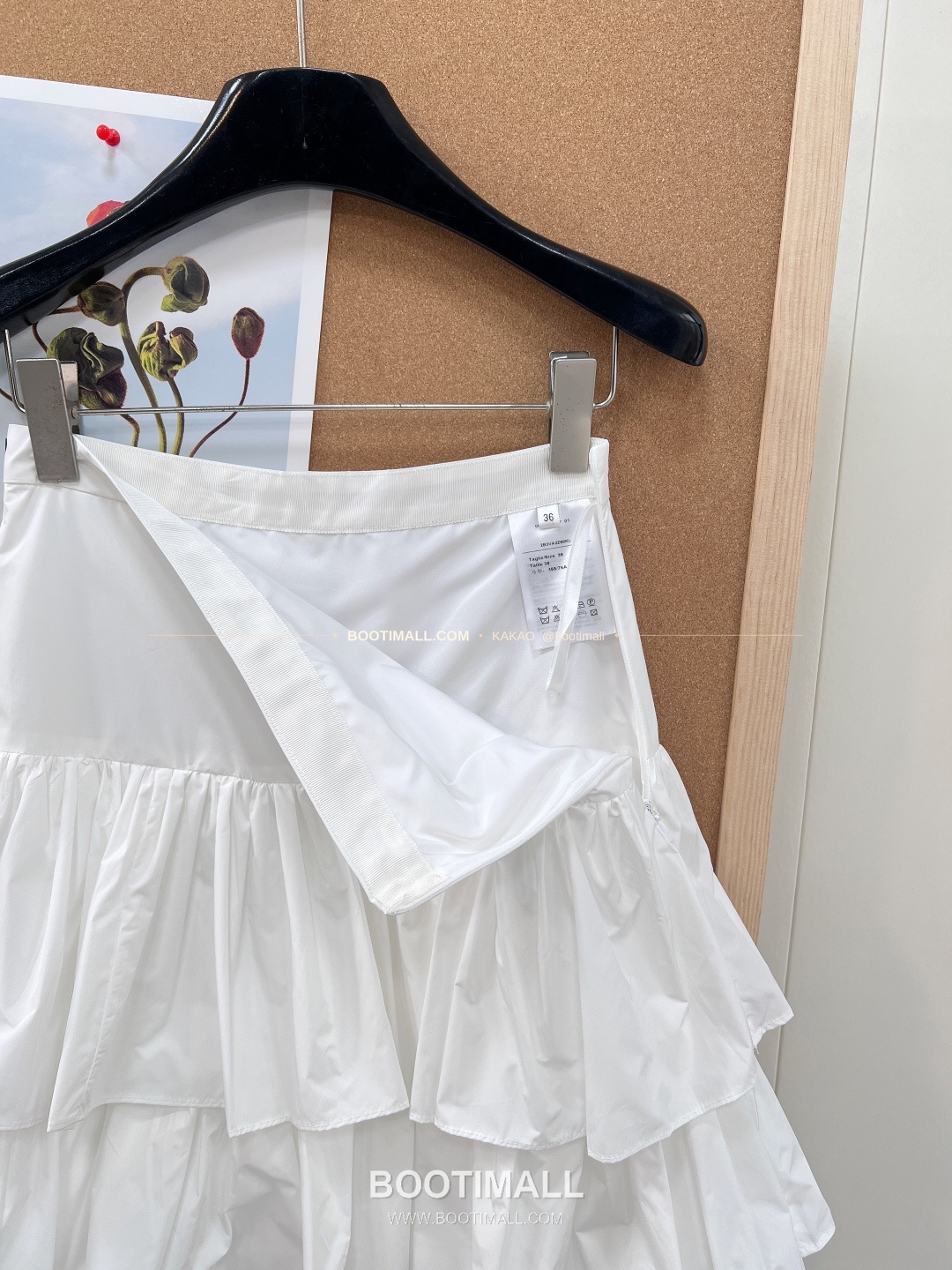 발렌티노 2026SS 티어드 플레어 하이웨이스트 미디 스커트 Valentino 2026 SS Tiered Flare High Waist Midi Skirt 10