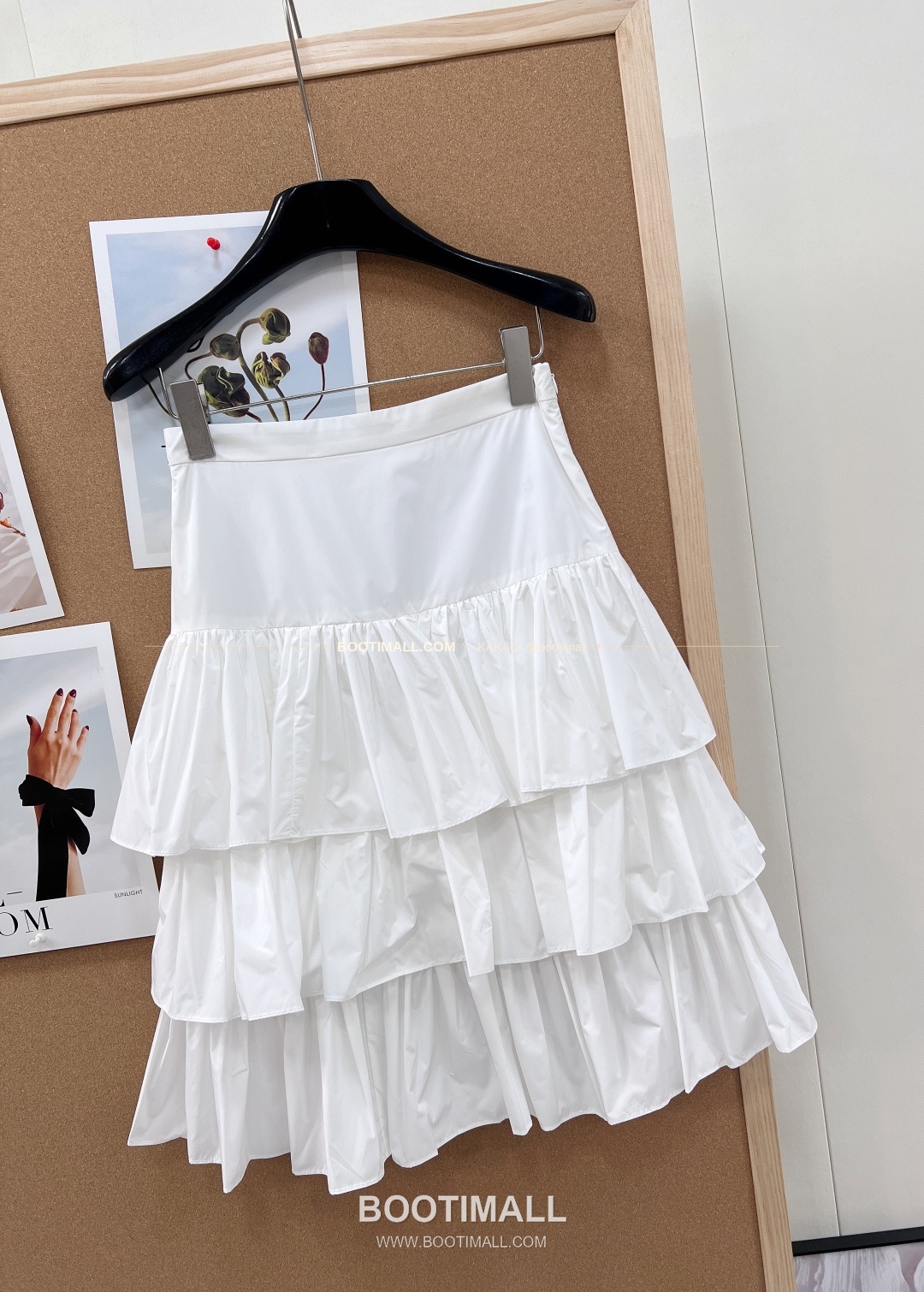 발렌티노 2026SS 티어드 플레어 하이웨이스트 미디 스커트 Valentino 2026 SS Tiered Flare High Waist Midi Skirt 11