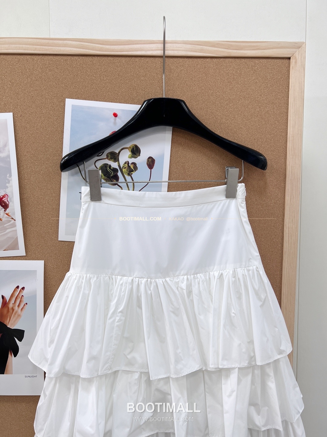 발렌티노 2026SS 티어드 플레어 하이웨이스트 미디 스커트 Valentino 2026 SS Tiered Flare High Waist Midi Skirt 13