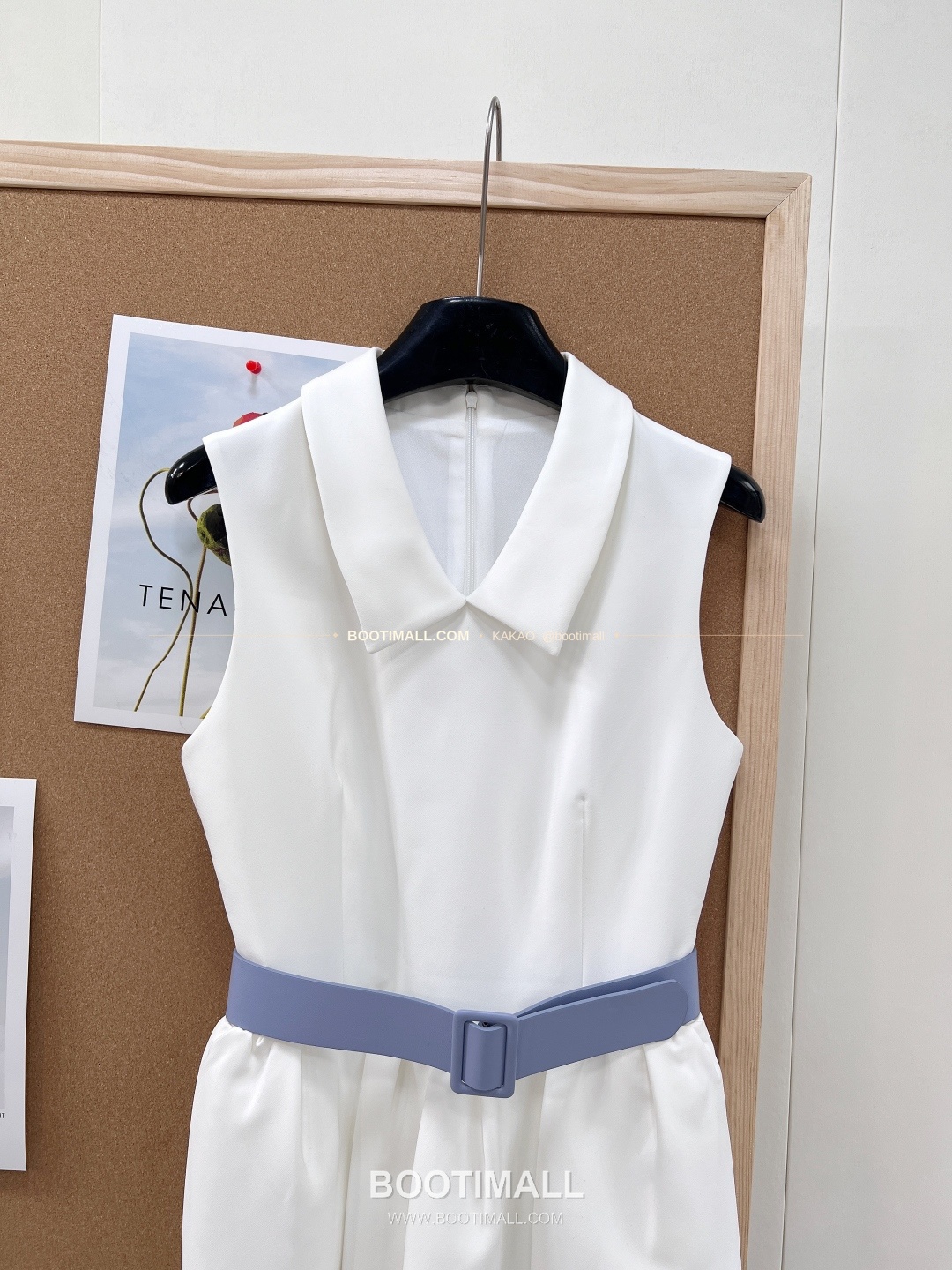 셀린느 2026SS 벨티드 슬리브리스 플레어 미디 원피스 화이트 Celine 2026 SS Belted Sleeveless Flare Midi Dress White 13