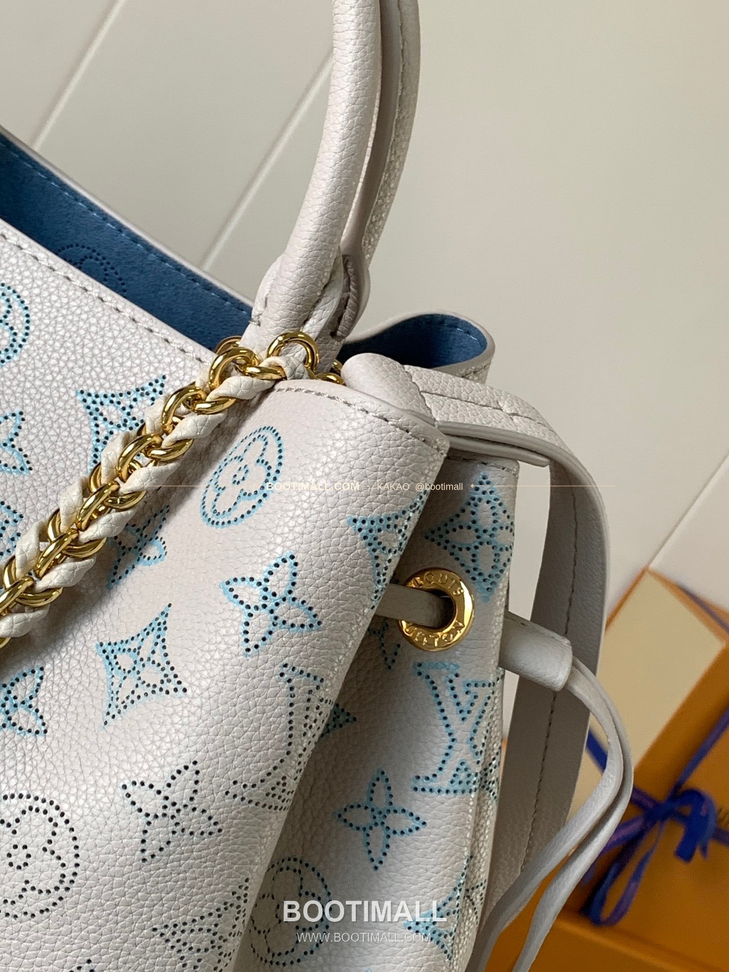 루이비통 벨라 펀칭 레더 그라데이션 토트백 Louis Vuitton Bella Perforated Leather Degrade Tote Bag M12127 32cm 6