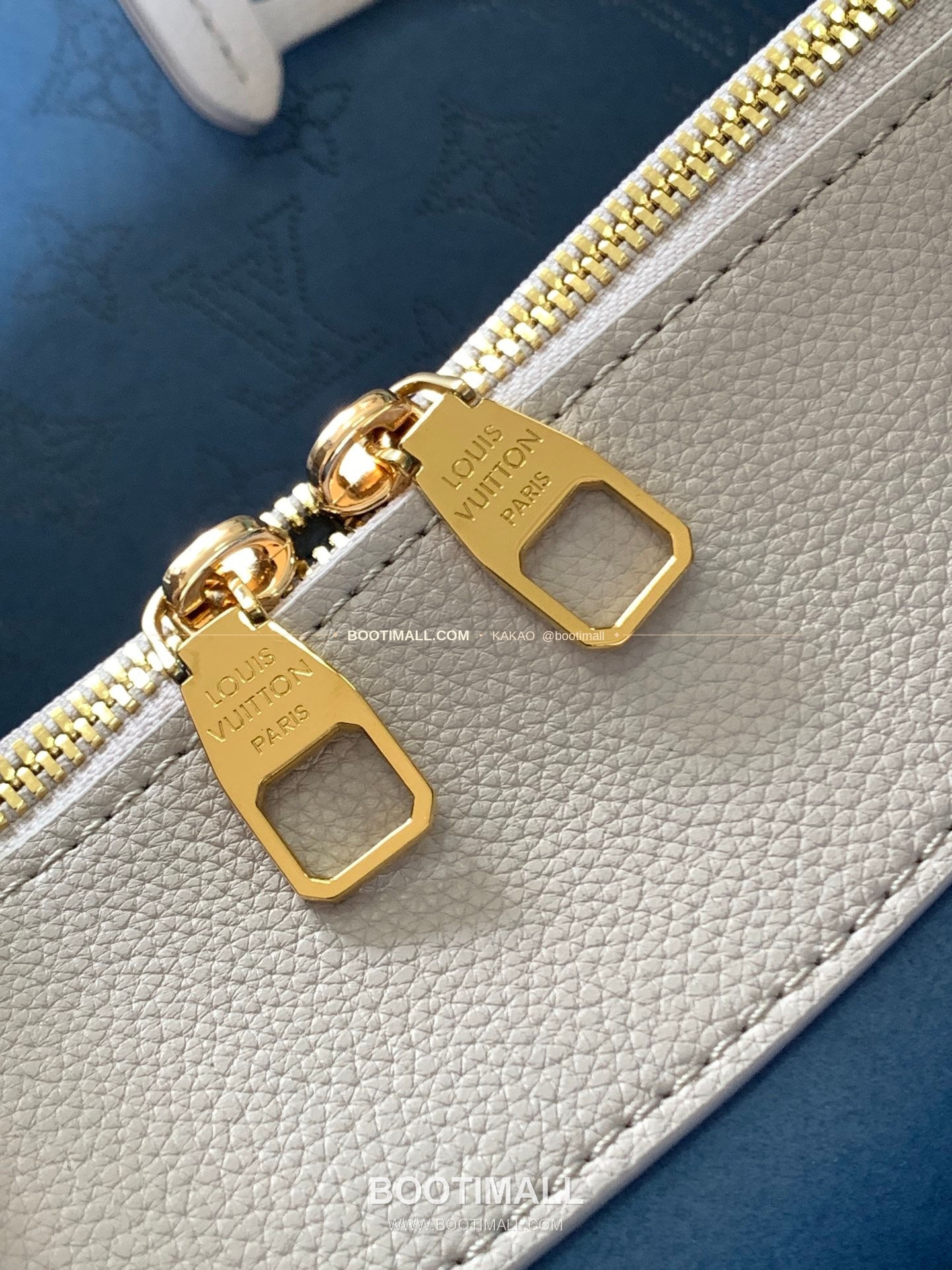 루이비통 벨라 펀칭 레더 그라데이션 토트백 Louis Vuitton Bella Perforated Leather Degrade Tote Bag M12127 32cm 9