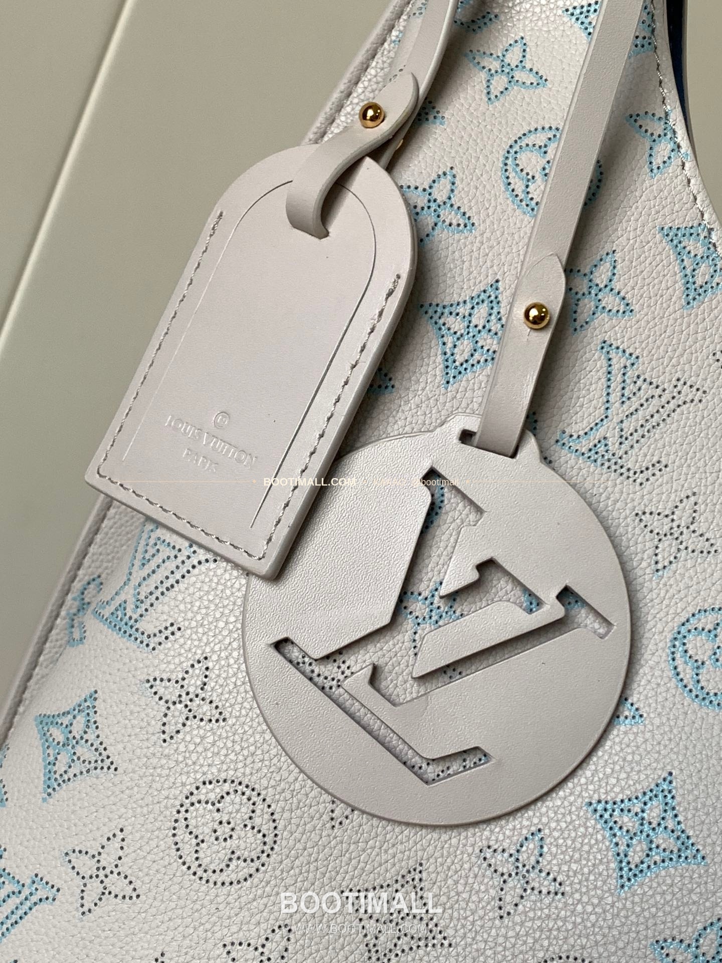 루이비통 마히나 레더 카르멜 그라데이션 토트백 Louis Vuitton Mahina Leather Carmel Degrade Tote Bag M12093 40cm 5