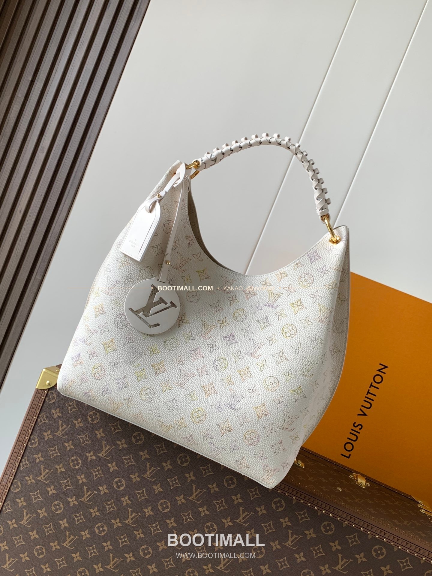 루이비통 마히나 레더 카르멜 그라데이션 토트백 Louis Vuitton Mahina Leather Carmel Degrade Tote Bag M25894 40cm 1