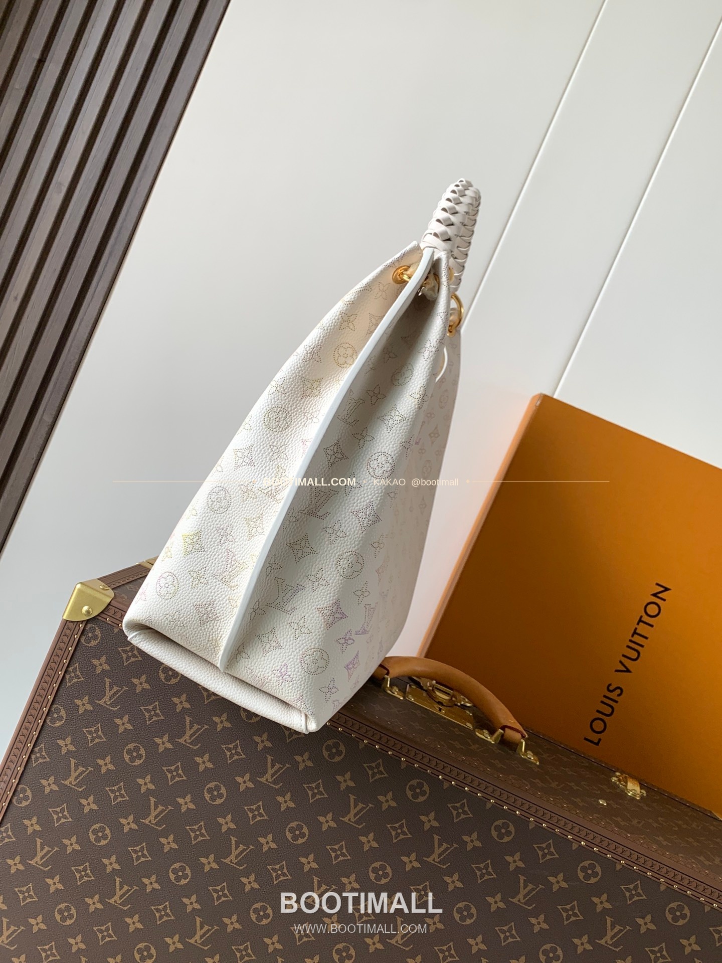 루이비통 마히나 레더 카르멜 그라데이션 토트백 Louis Vuitton Mahina Leather Carmel Degrade Tote Bag M25894 40cm 2