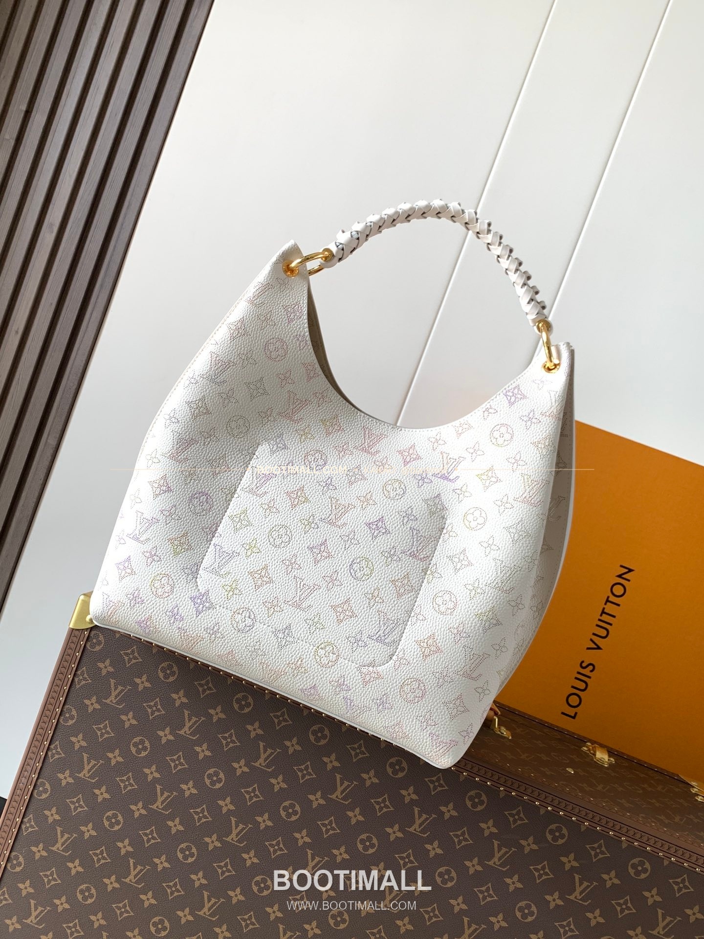 루이비통 마히나 레더 카르멜 그라데이션 토트백 Louis Vuitton Mahina Leather Carmel Degrade Tote Bag M25894 40cm 3