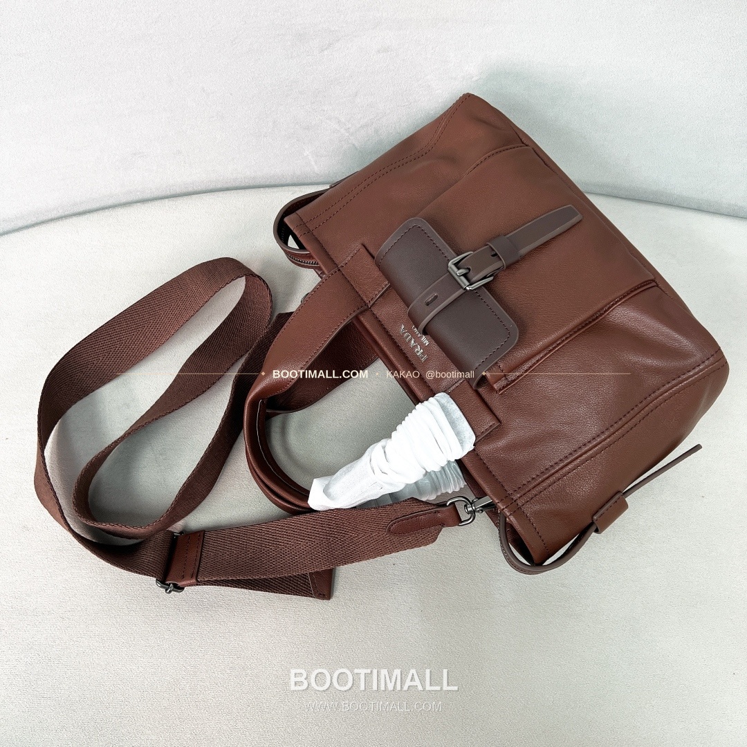 프라다 2026 Route 레더 로고 브라운 토트백 Prada 2026 Route Leather Logo White Tote Bag 1BG660 28cm 5