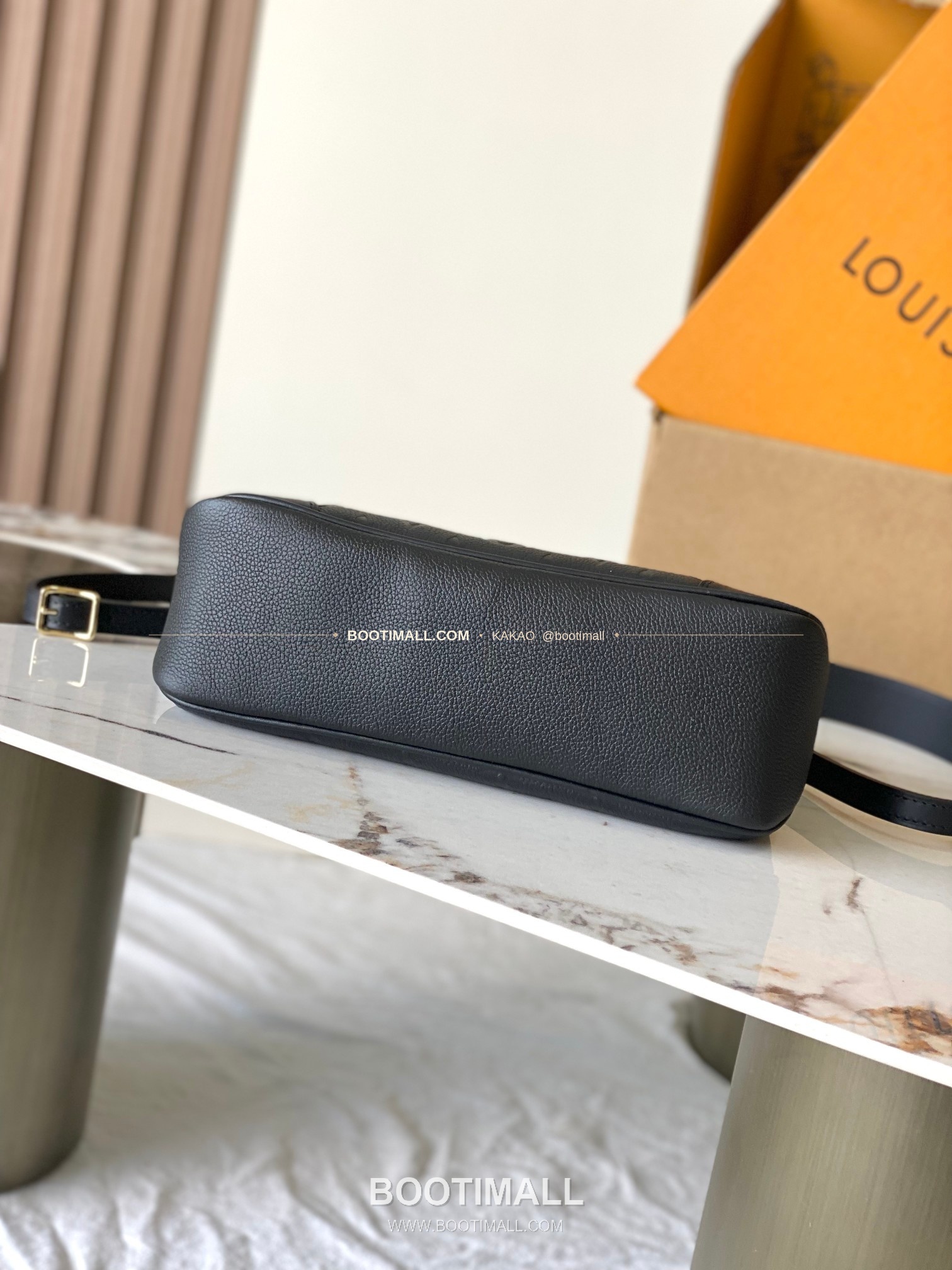 루이비통 Skyline PM 카프스킨 로고 토트백 Louis Vuitton Skyline PM Calfskin Logo Tote Bag M28511 28cm 4