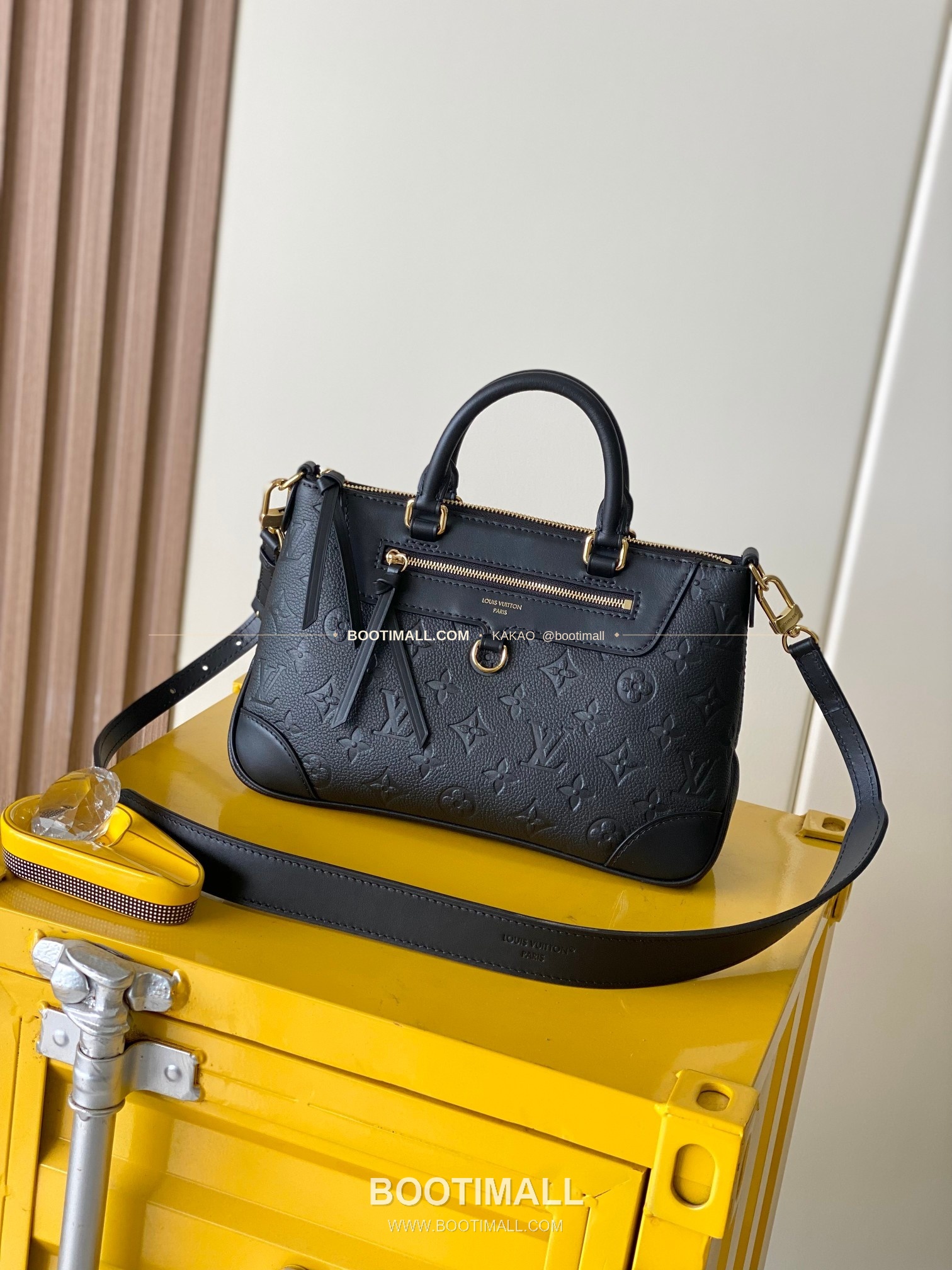루이비통 Skyline PM 카프스킨 로고 토트백 Louis Vuitton Skyline PM Calfskin Logo Tote Bag M28511 28cm 10