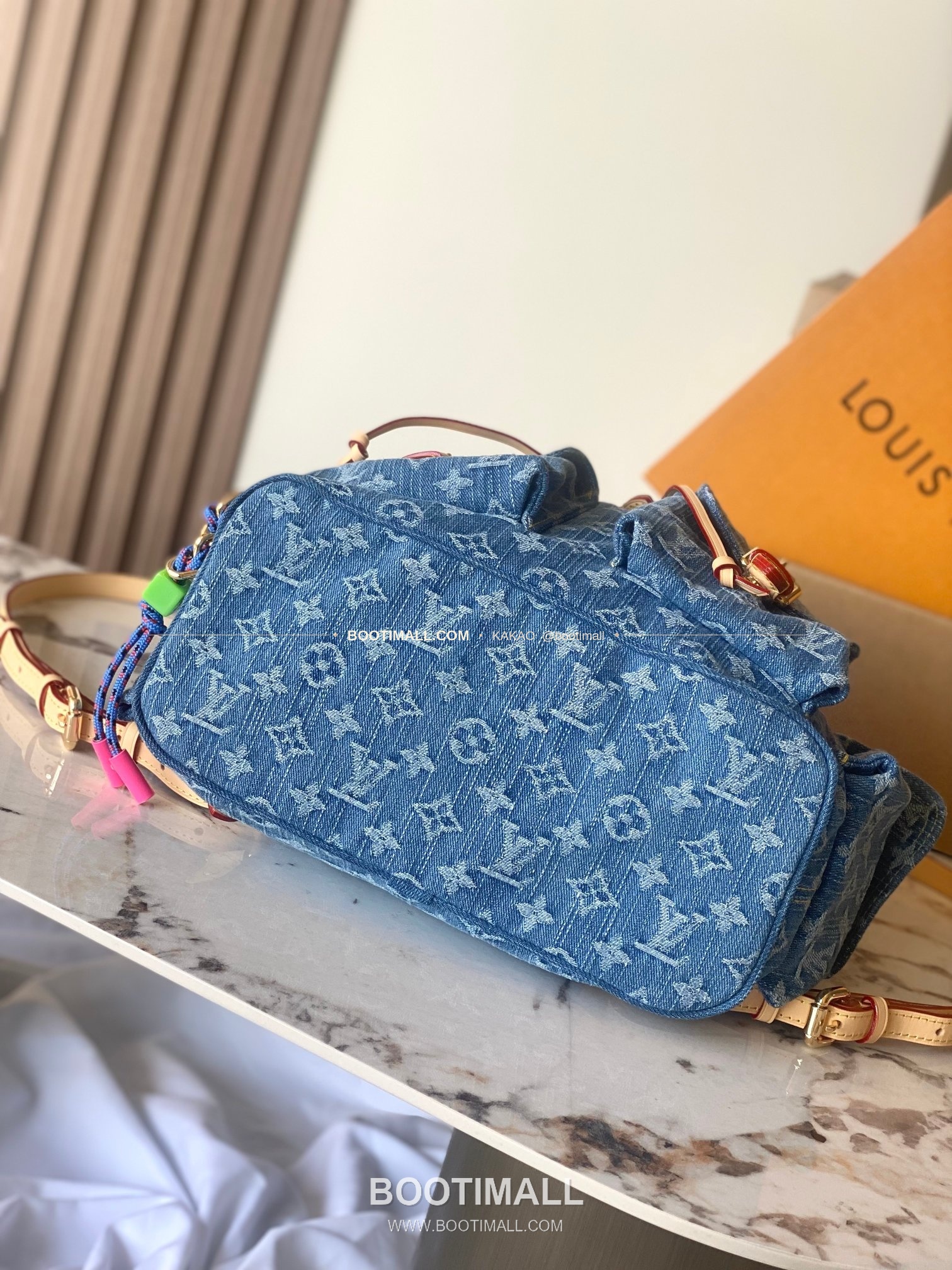 루이비통 Montsouris Cargo 패브릭 로고 백팩 Louis Vuitton Montsouris Cargo Fabric Logo Backpack M27330 32cm 11