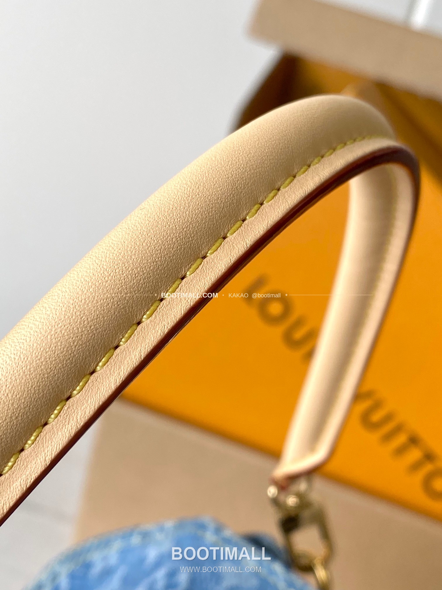루이비통 Montsouris Cargo 패브릭 로고 백팩 Louis Vuitton Montsouris Cargo Fabric Logo Backpack M27330 32cm 13