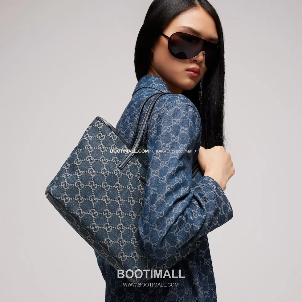 구찌 Generation GG 데님 로고 플라크 토트백 Gucci Generation GG Denim Logo Plaque Tote Bag 875236 25cm 11