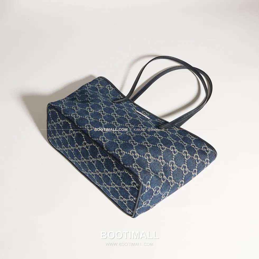 구찌 Generation GG 데님 로고 플라크 토트백 Gucci Generation GG Denim Logo Plaque Tote Bag 875236 25cm 18