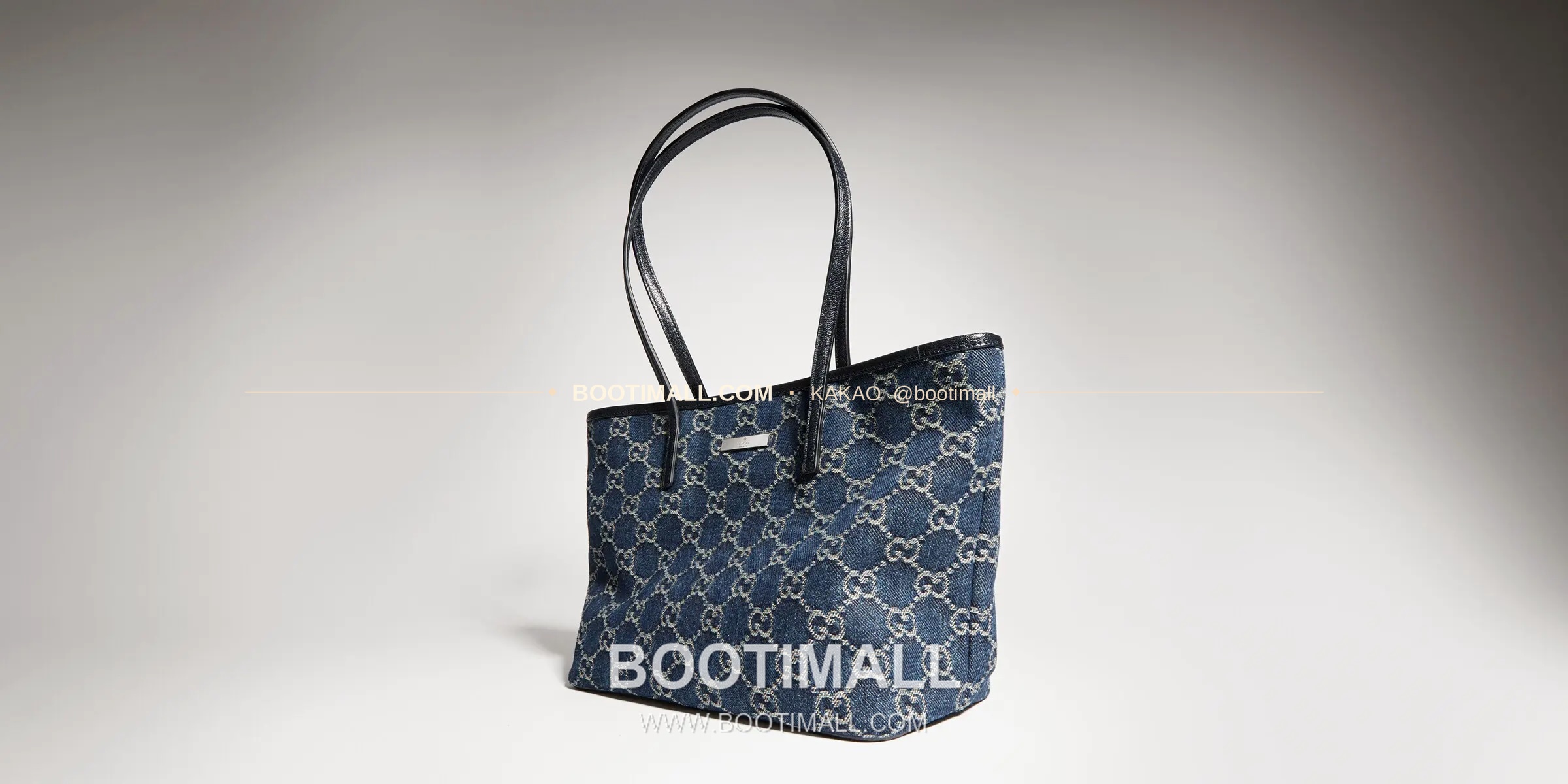 구찌 Generation GG 데님 로고 플라크 토트백 Gucci Generation GG Denim Logo Plaque Tote Bag 875236 25cm 19