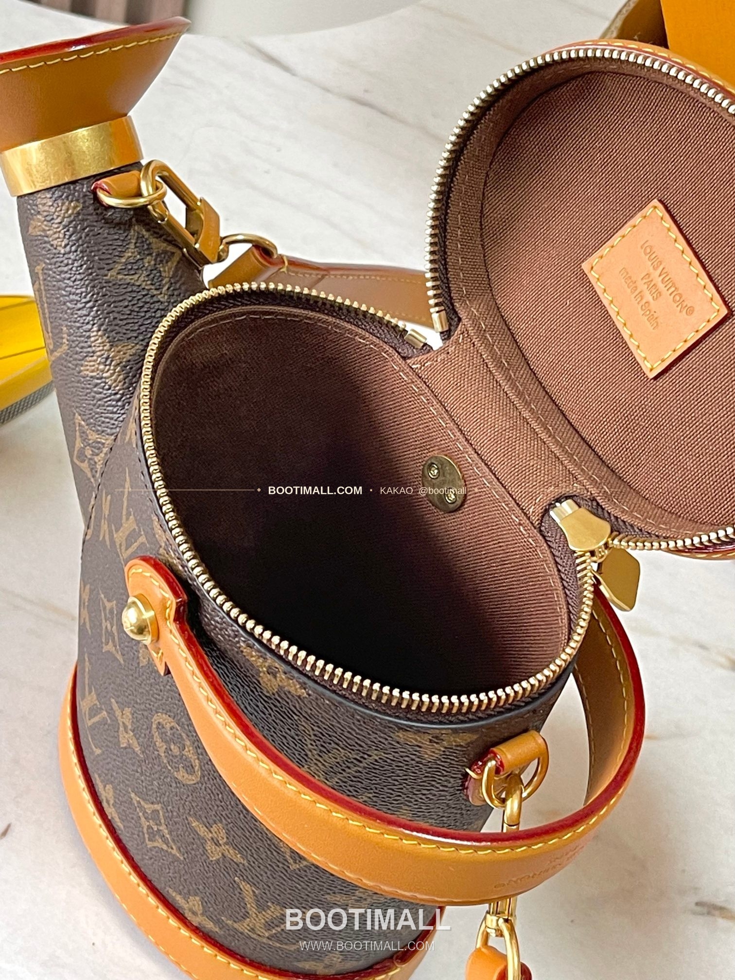 루이비통 Watering Can 패브릭 로고 토트백 Louis Vuitton Watering Can Fabric Logo Tote Bag M27563 25cm 9