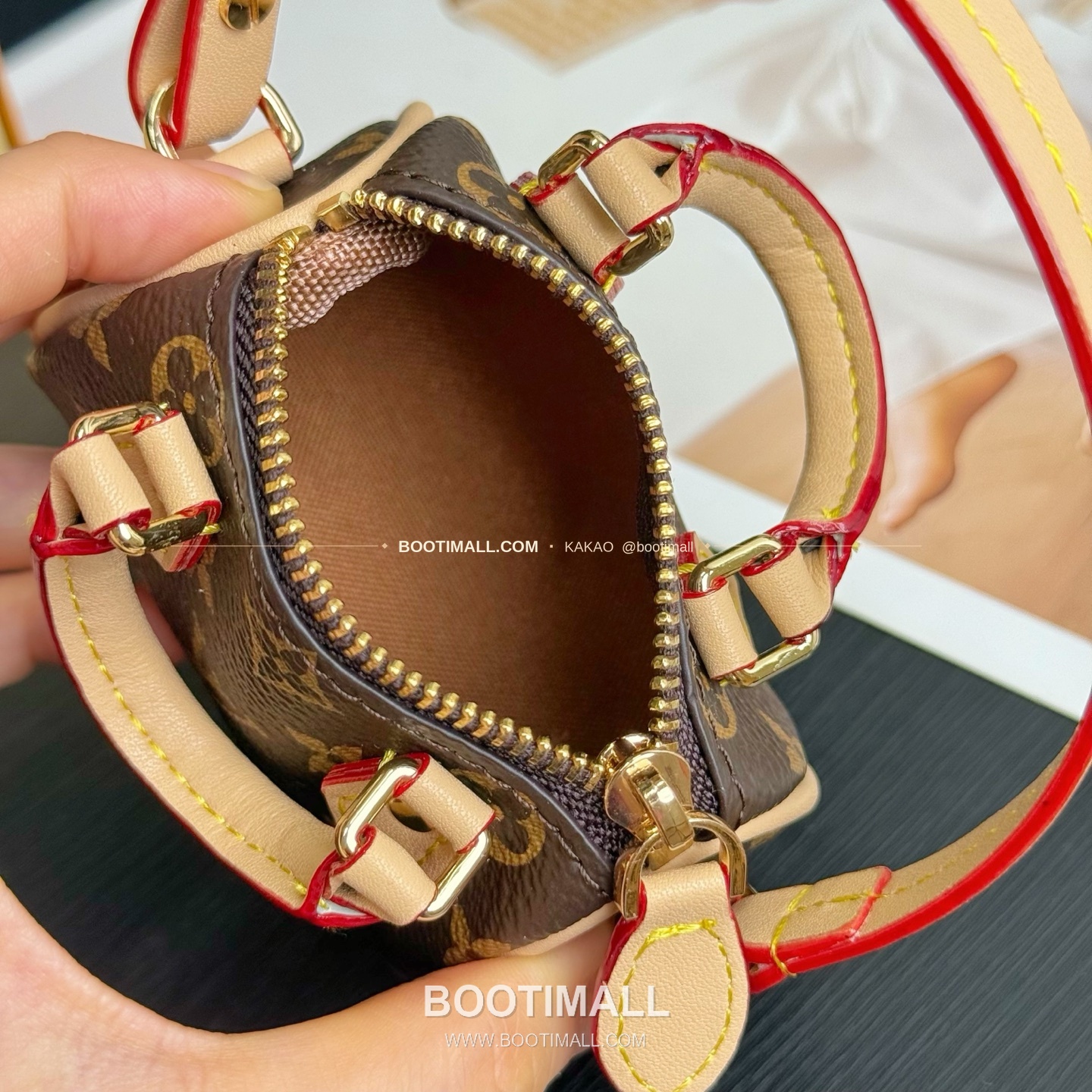 루이비통 Speedy 모노그램 미니 레더 체인 참 Louis Vuitton Speedy Monogram Mini Leather Chain Charm M01882 8