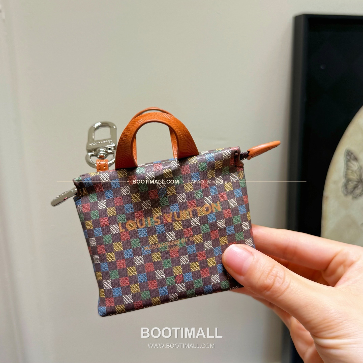 루이비통 Mini Shopper 레더 로고 체인 참 Louis Vuitton Mini Shopper Leather Logo Chain Charm M02699 9cm 4