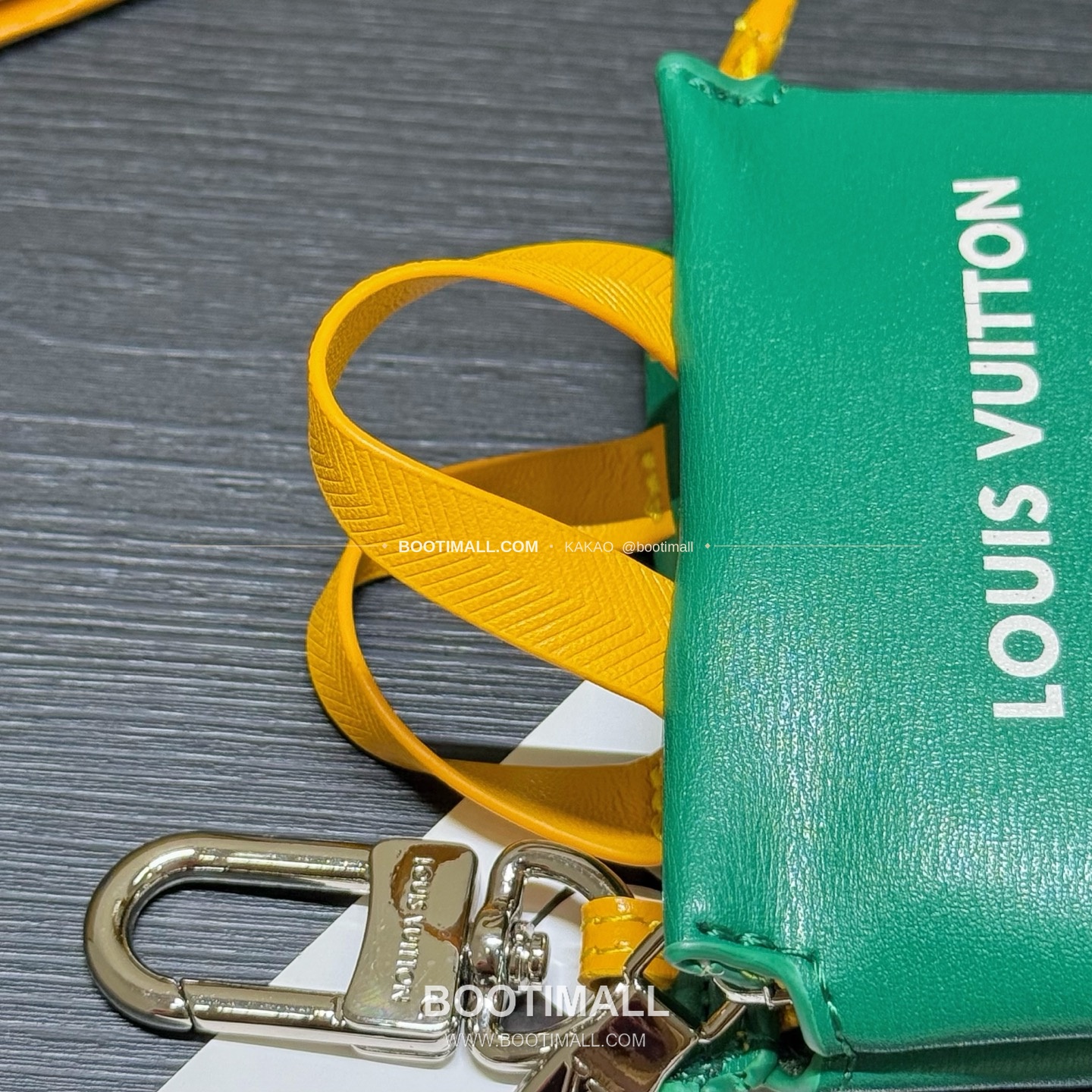 루이비통 Mini Shopper 레더 로고 체인 참 Louis Vuitton Mini Shopper Leather Logo Chain Charm M02699 9cm 7