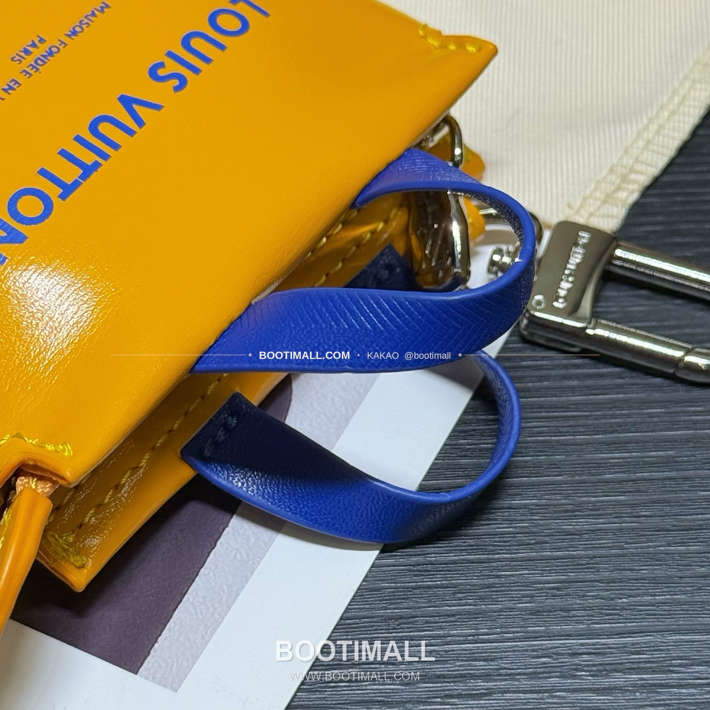 루이비통 Mini Shopper 레더 로고 체인 참 Louis Vuitton Mini Shopper Leather Logo Chain Charm M02699 9cm 8