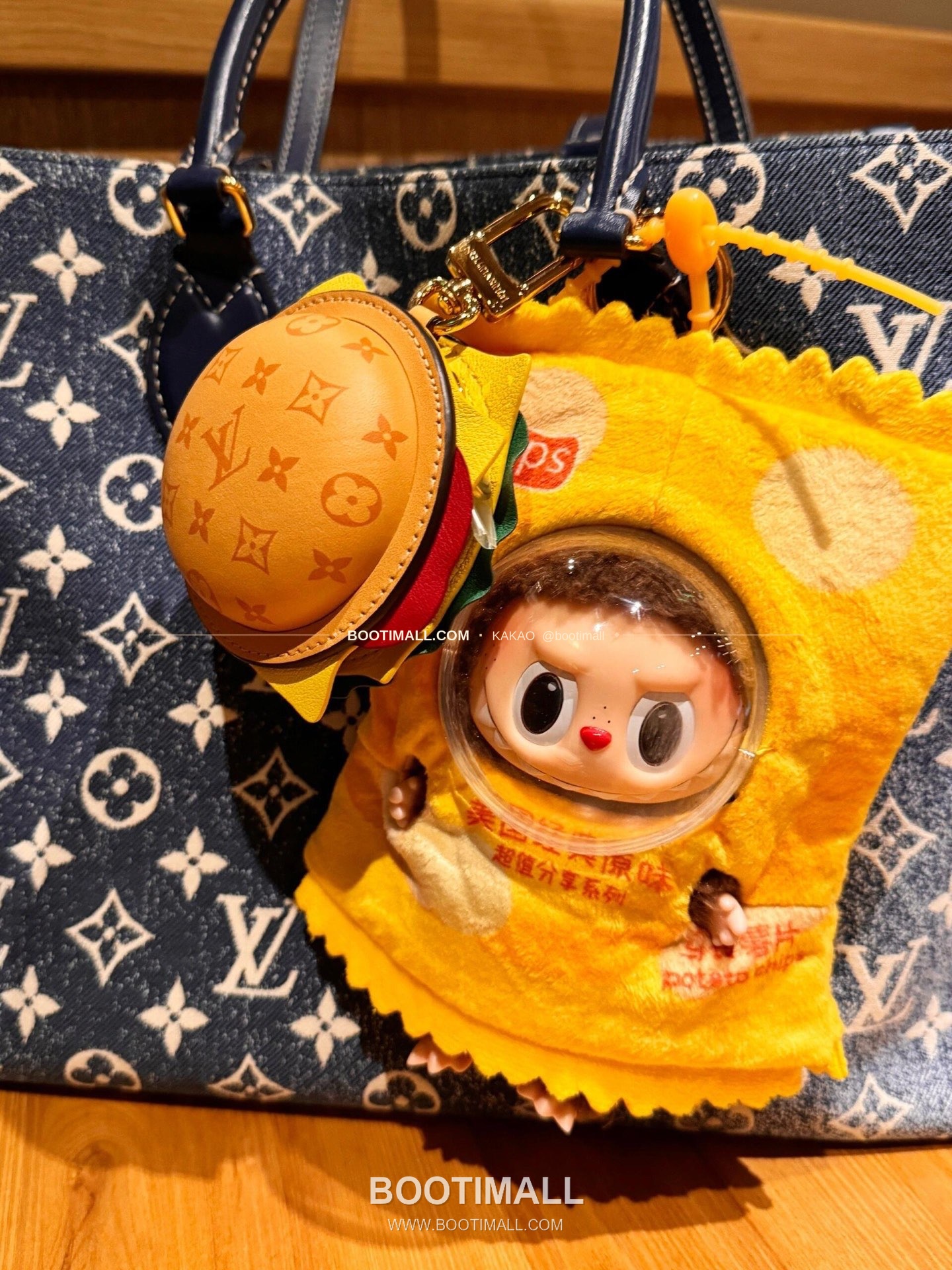 루이비통 버거 모노그램 레더 체인 참 Louis Vuitton Burger Monogram Leather Chain Charm M02550 8