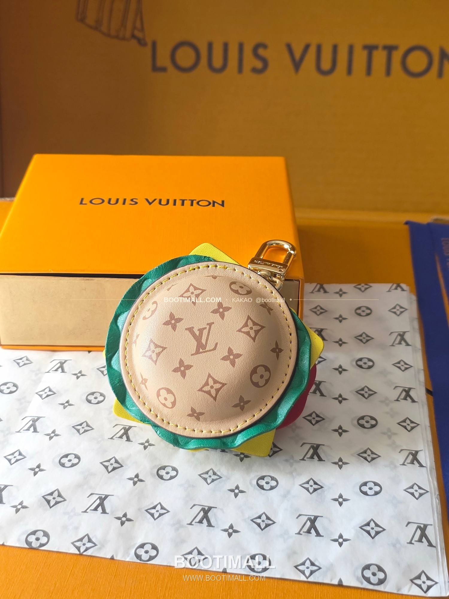 루이비통 버거 모노그램 레더 체인 참 Louis Vuitton Burger Monogram Leather Chain Charm M02550 11