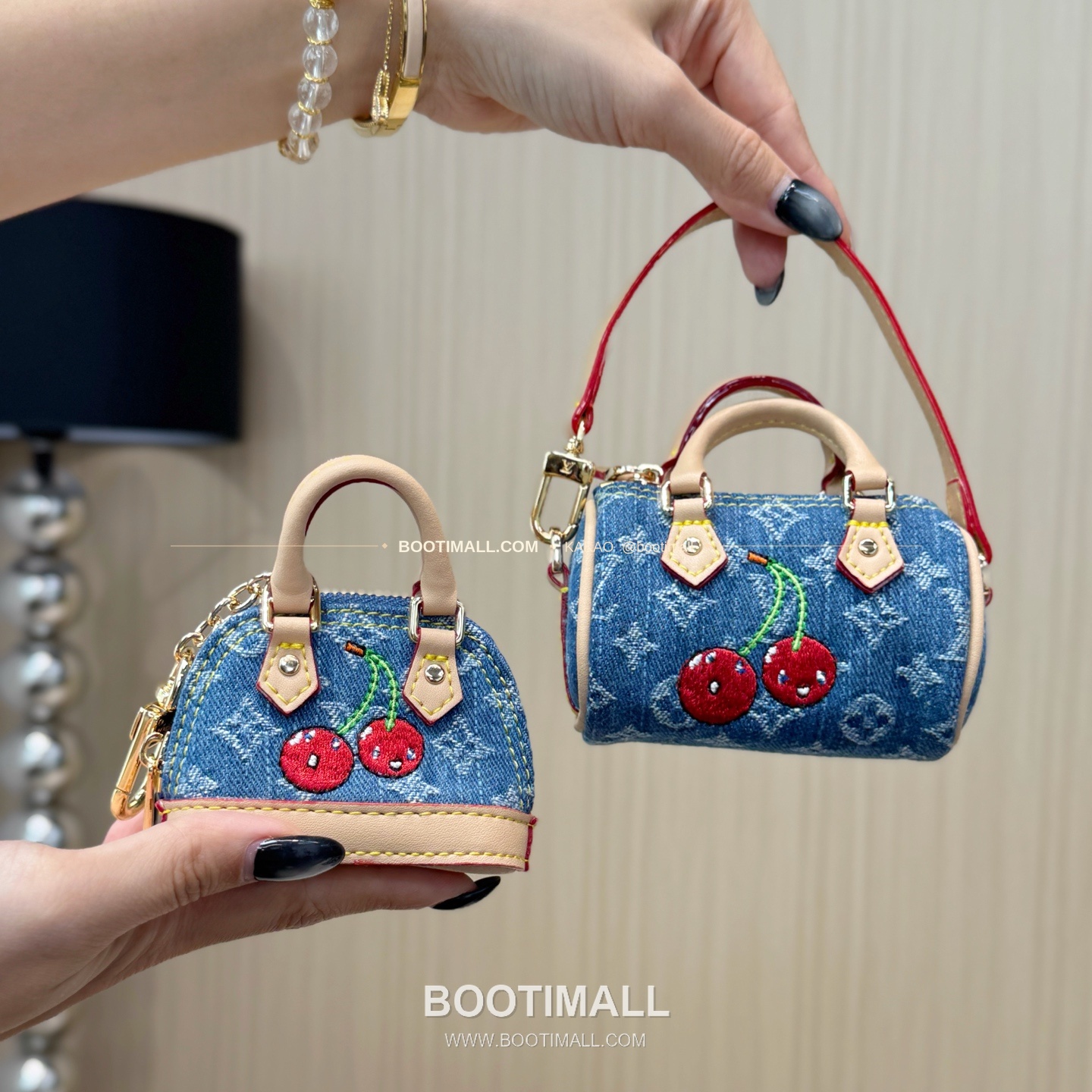 루이비통 Micro Alma Vernis 모노그램 페이턴트 레더 체인 참 Louis Vuitton Micro Alma Vernis Monogram Patent Leather Chain Charm M02570 8