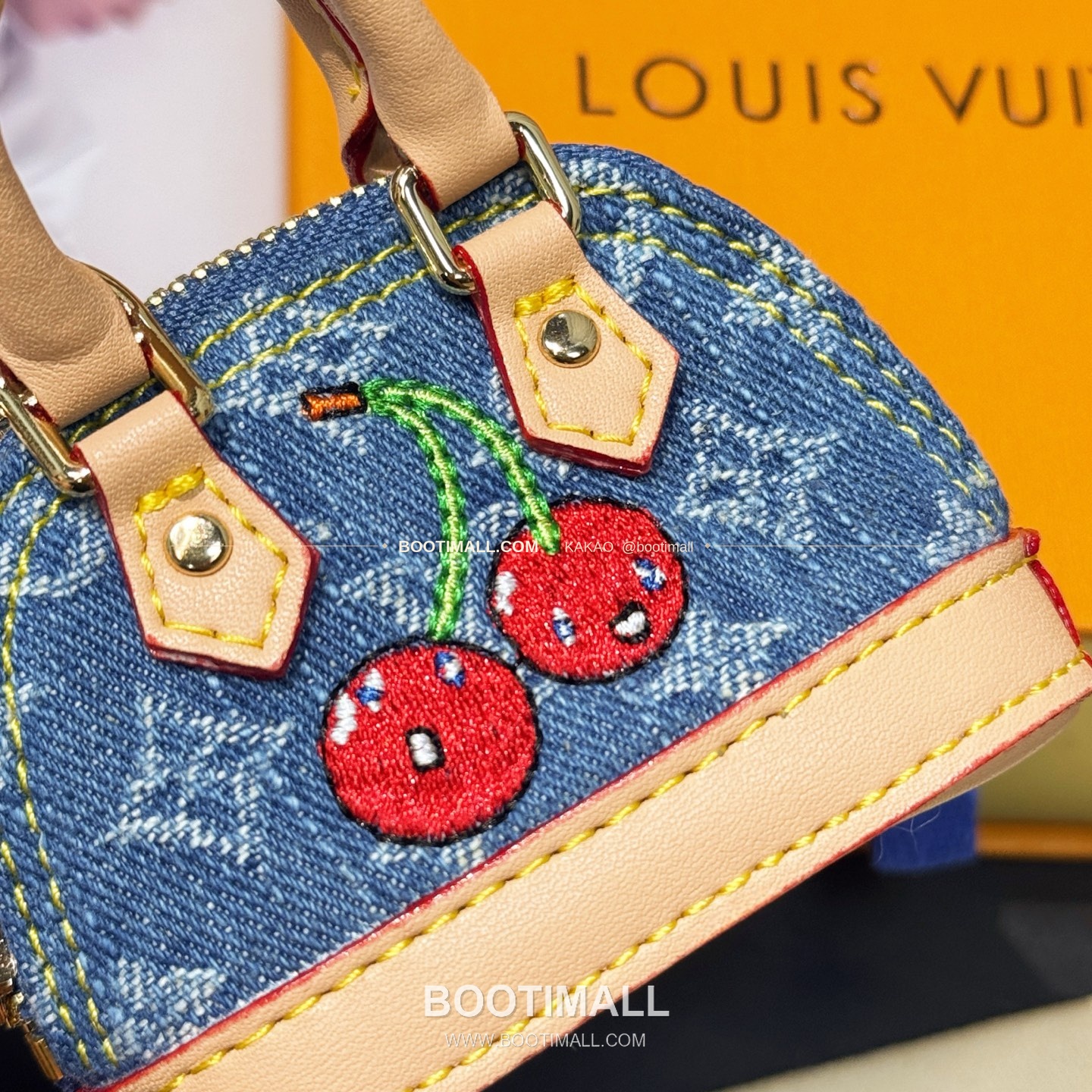 루이비통 Micro Alma Vernis 모노그램 페이턴트 레더 체인 참 Louis Vuitton Micro Alma Vernis Monogram Patent Leather Chain Charm M02570 13