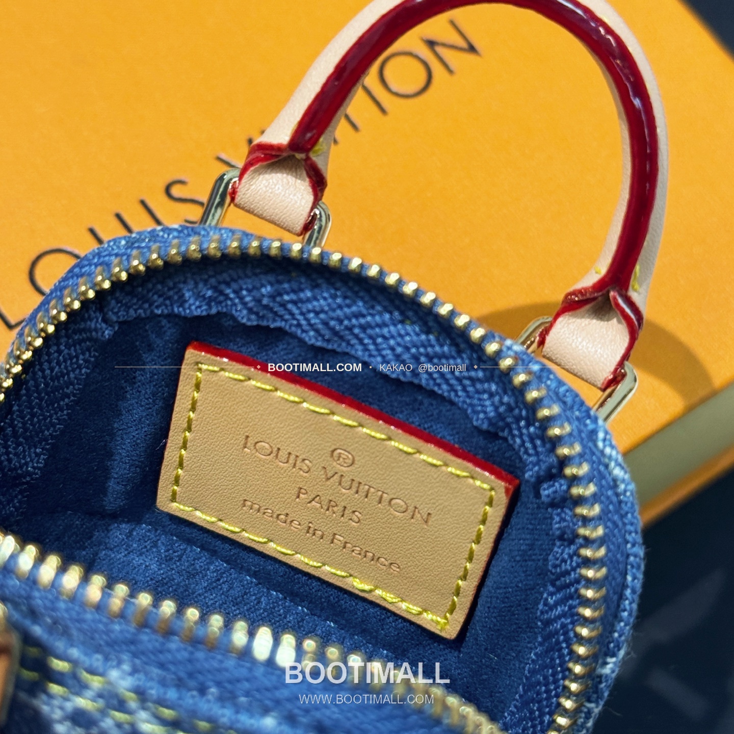 루이비통 Micro Alma Vernis 모노그램 페이턴트 레더 체인 참 Louis Vuitton Micro Alma Vernis Monogram Patent Leather Chain Charm M02570 16